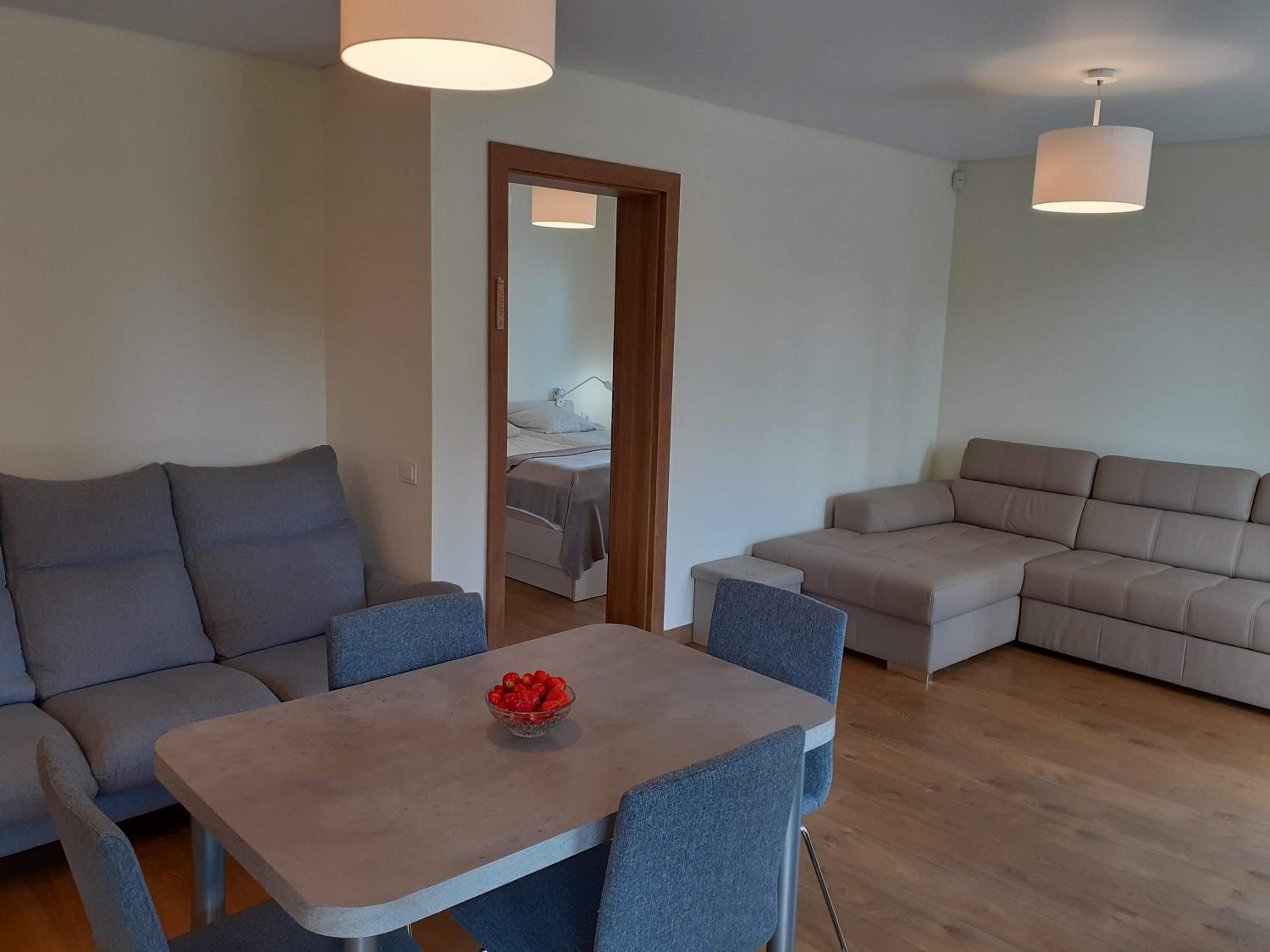 Palanga new apartment, separate entrance, close to the sea, prie jūros, atskiras įėjimas, parkavimas