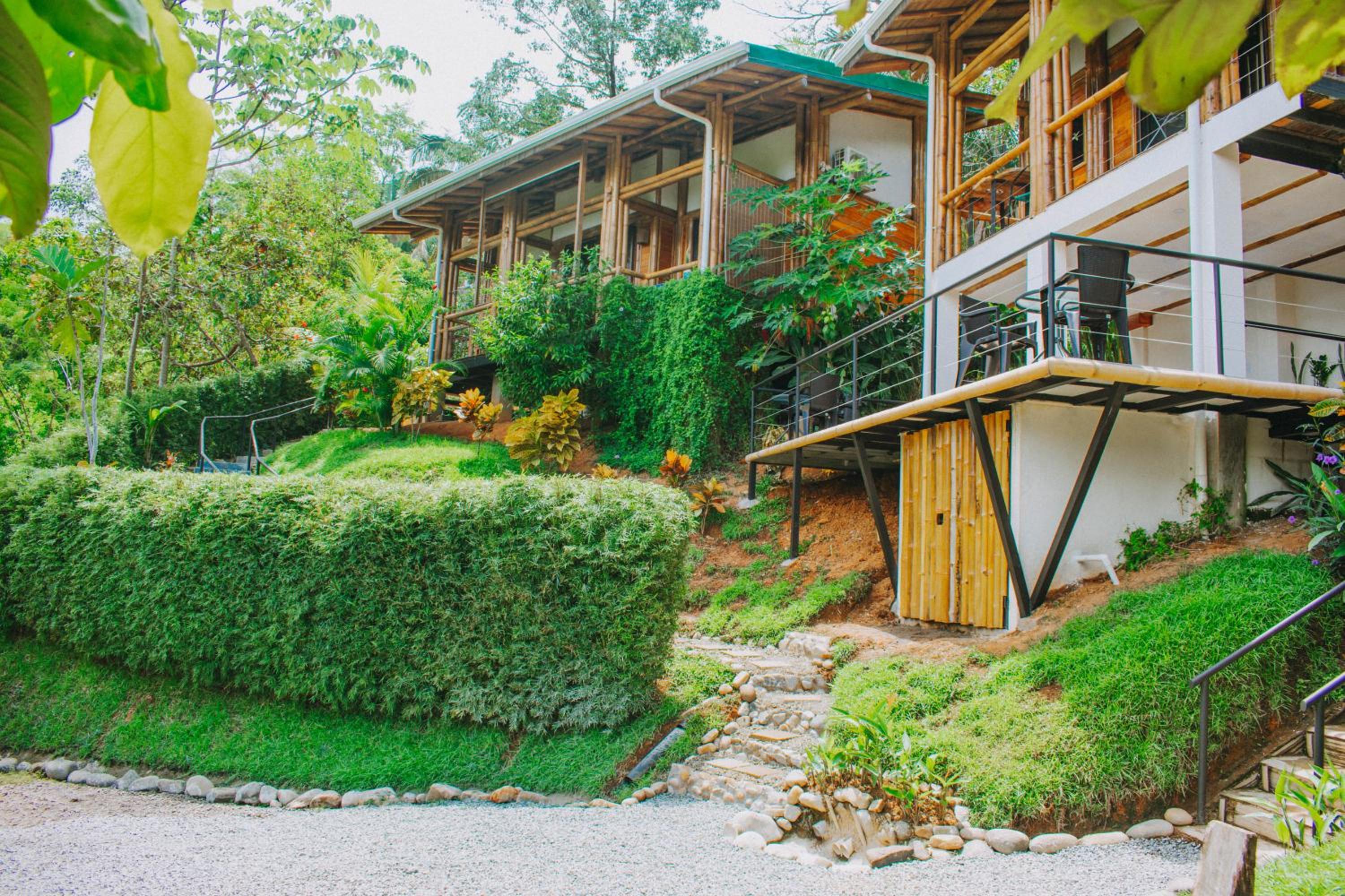 Bambura Hermosa villas