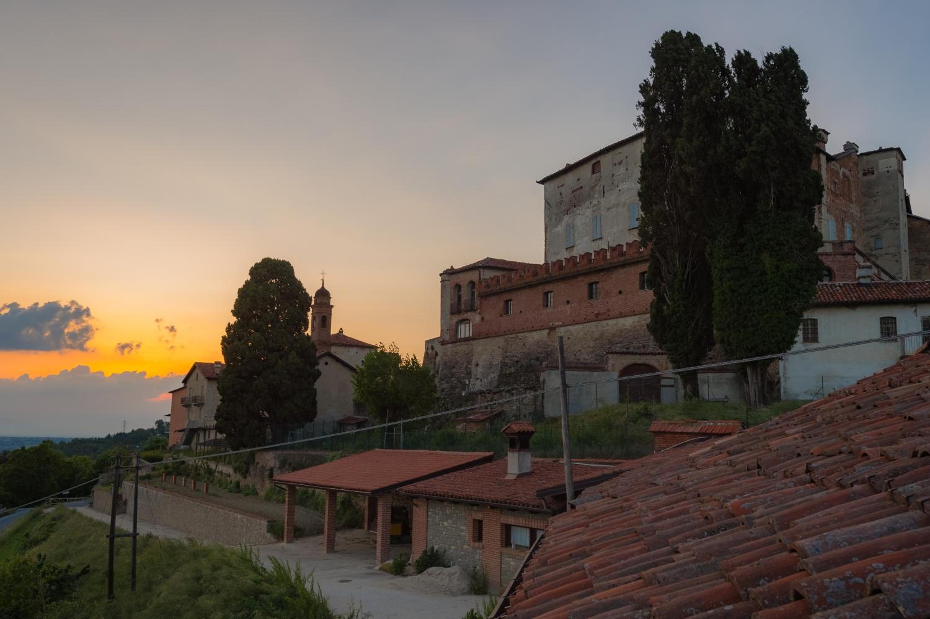 All'Ombra del Castello
