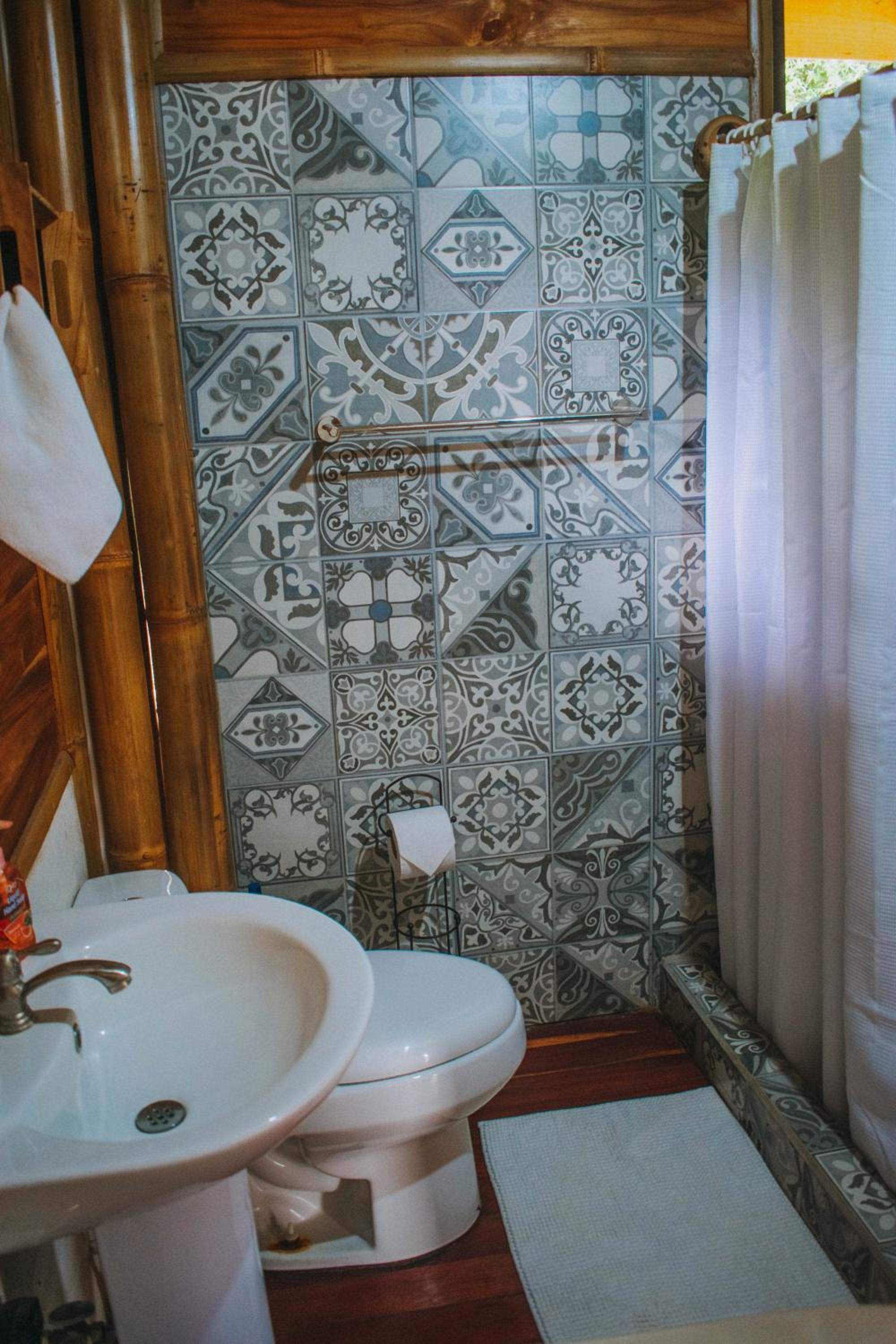 Bambura Hermosa villas