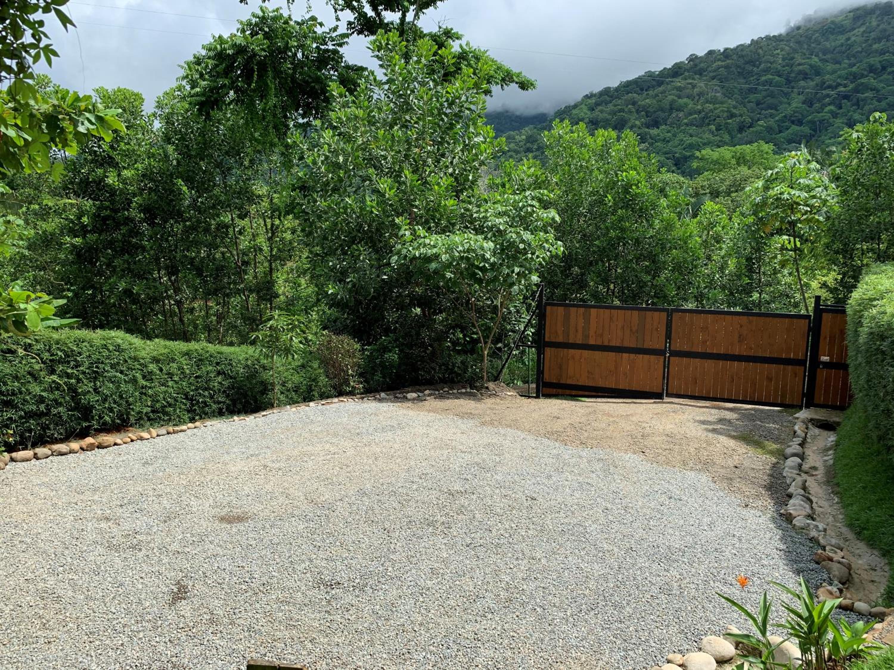 Bambura Hermosa villas
