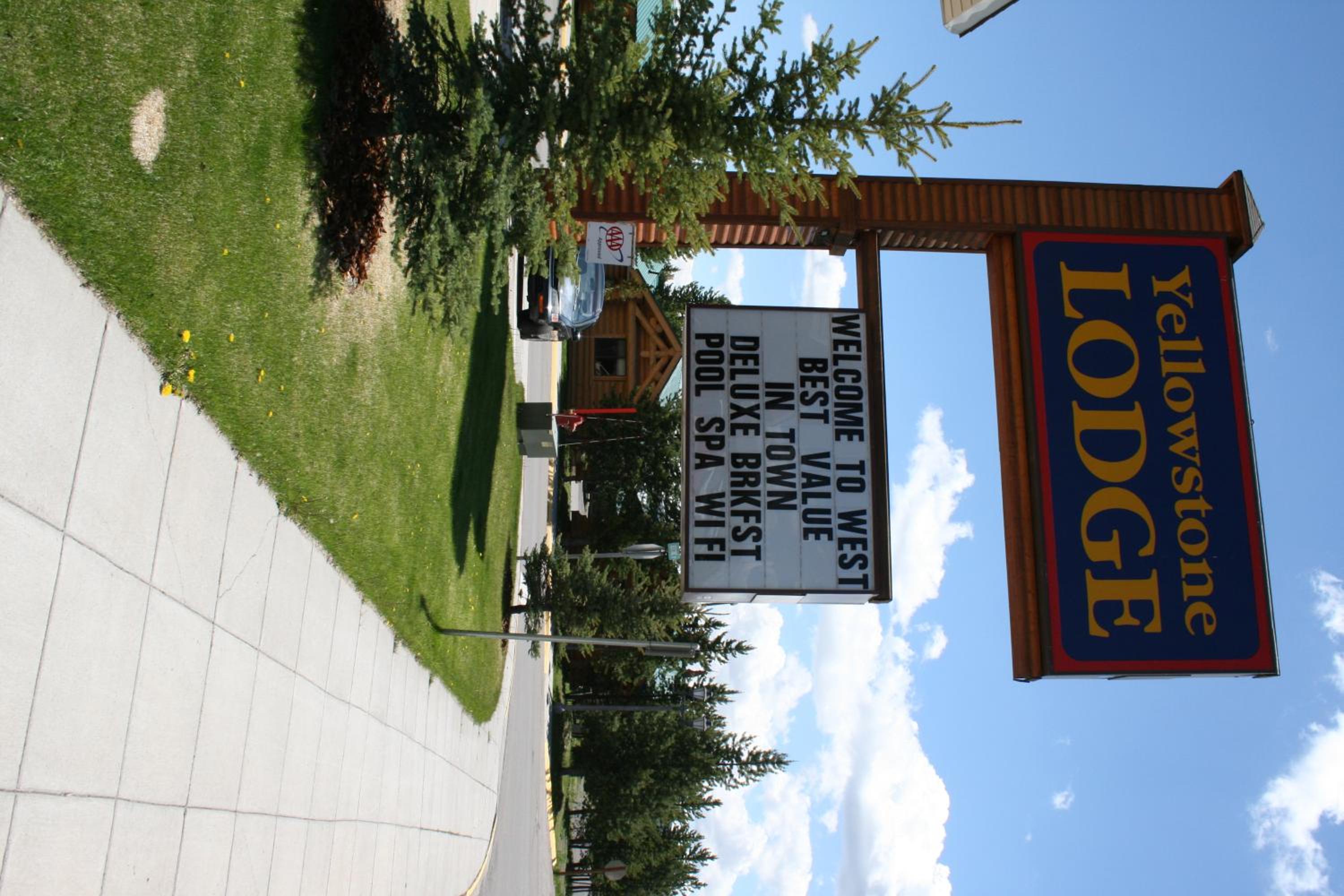 West Yellowstone Vacations - Yellowstone Lodge - Property Image 19