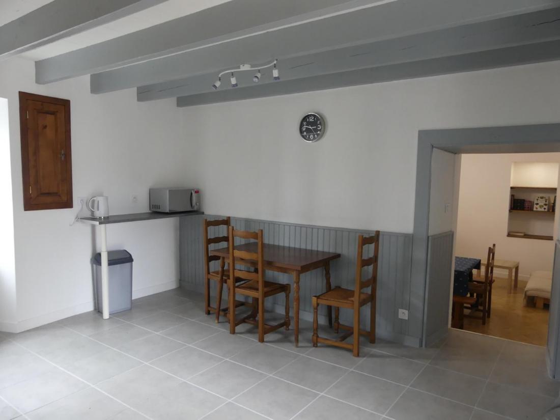 Grand gite du Puy Lambert view 4