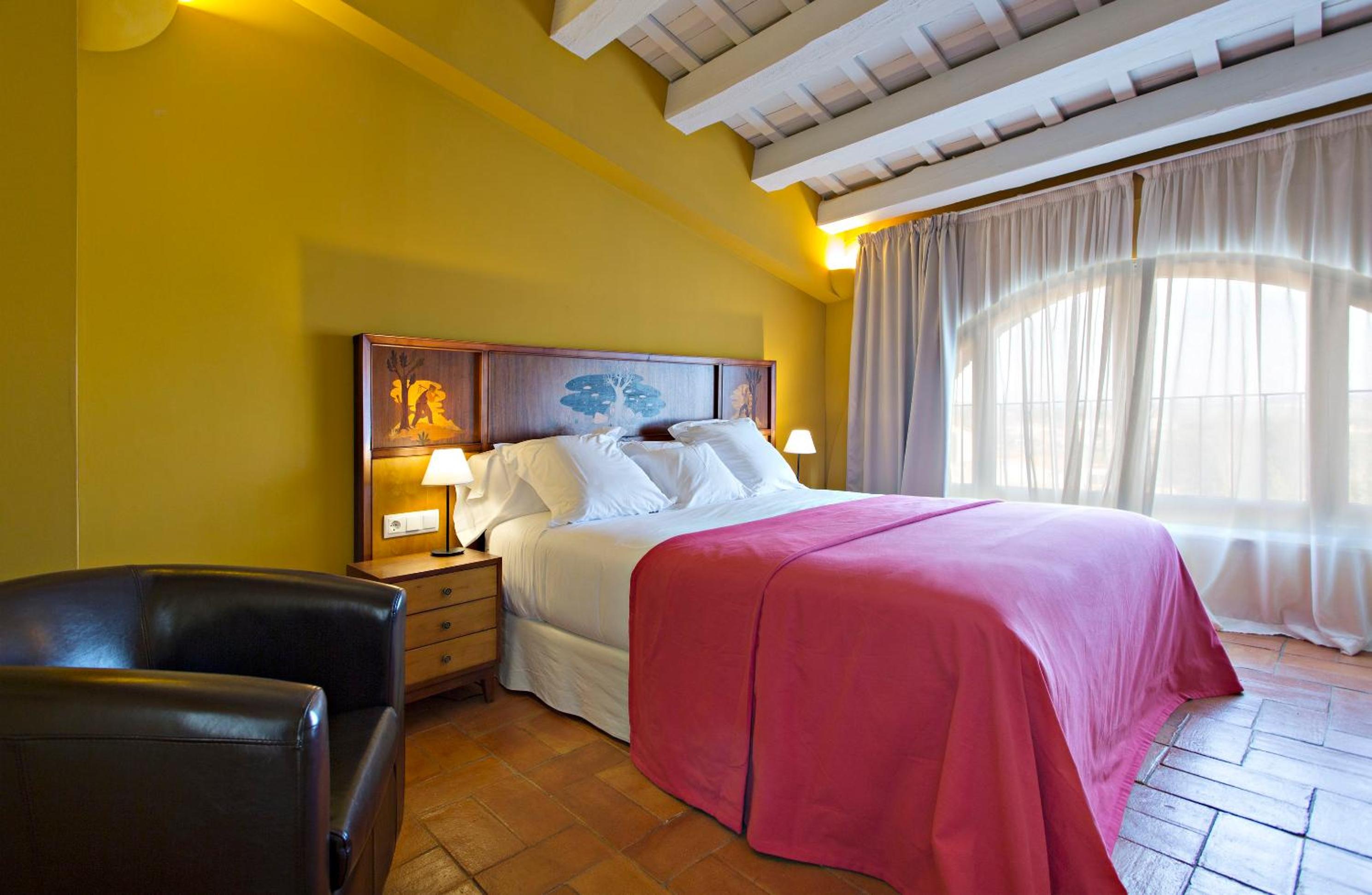 Encís d'Empordà -Adults Only-