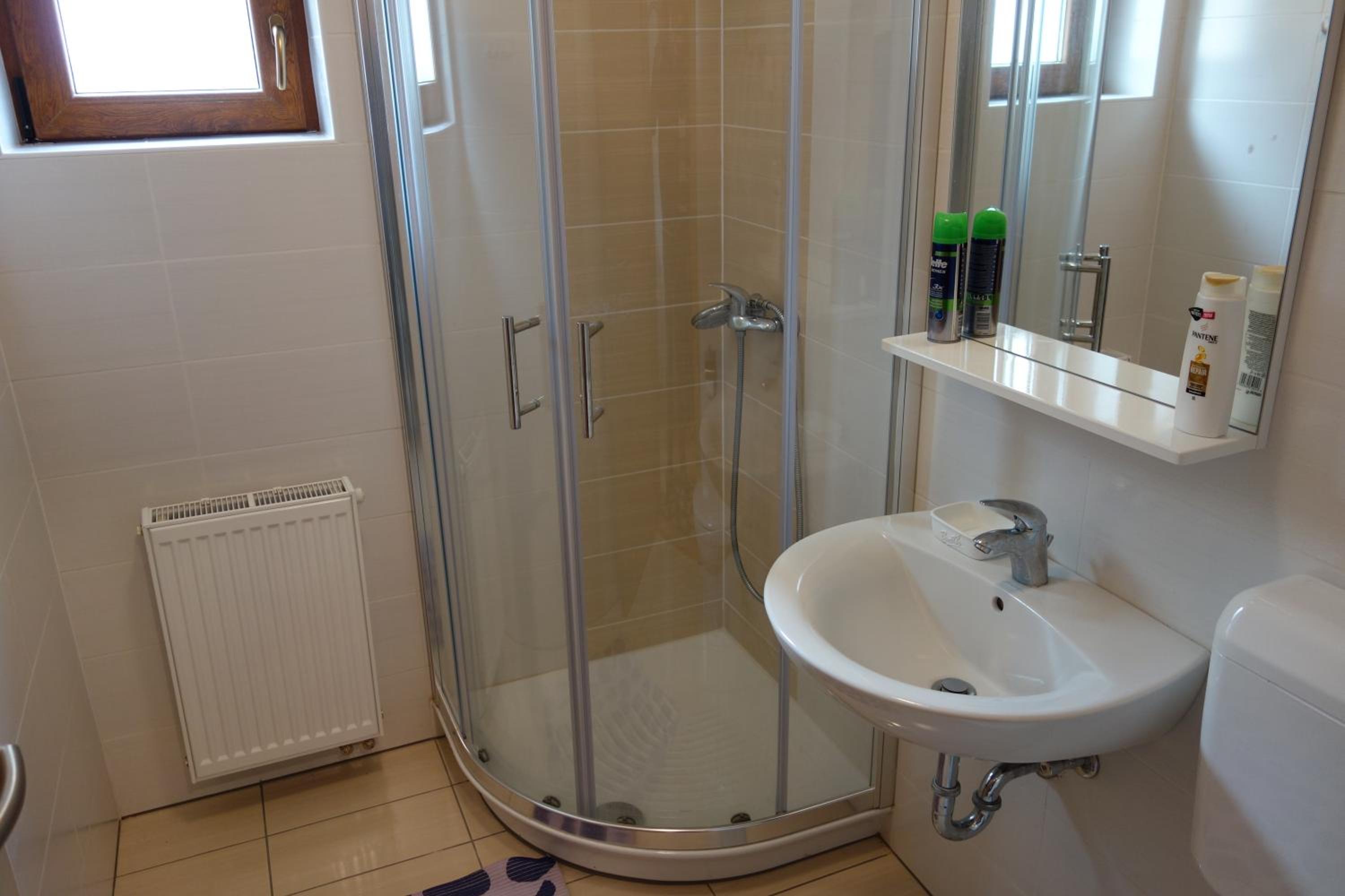 Apartma Lovor