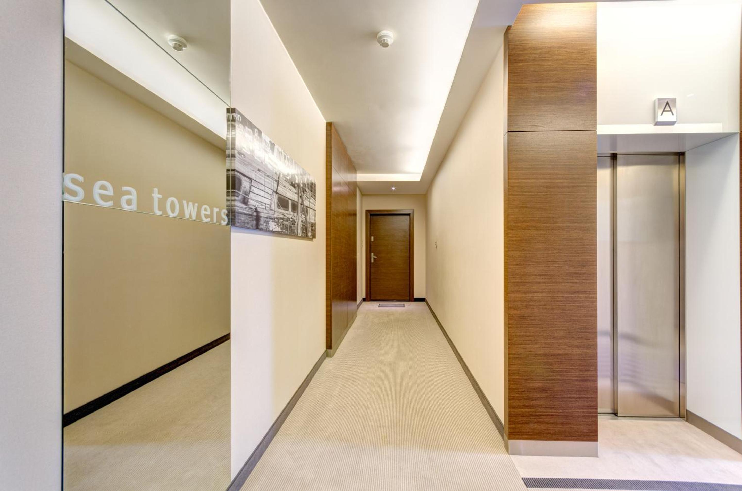 SEA TOWERS Panorama Apartments by Noclegi Renters