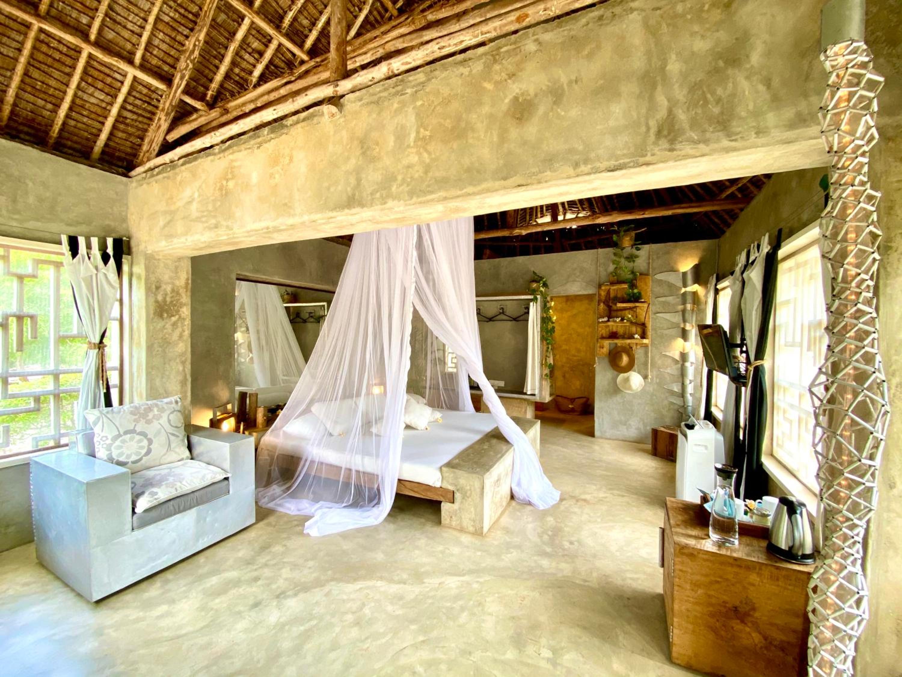 Rock and Sea Resort