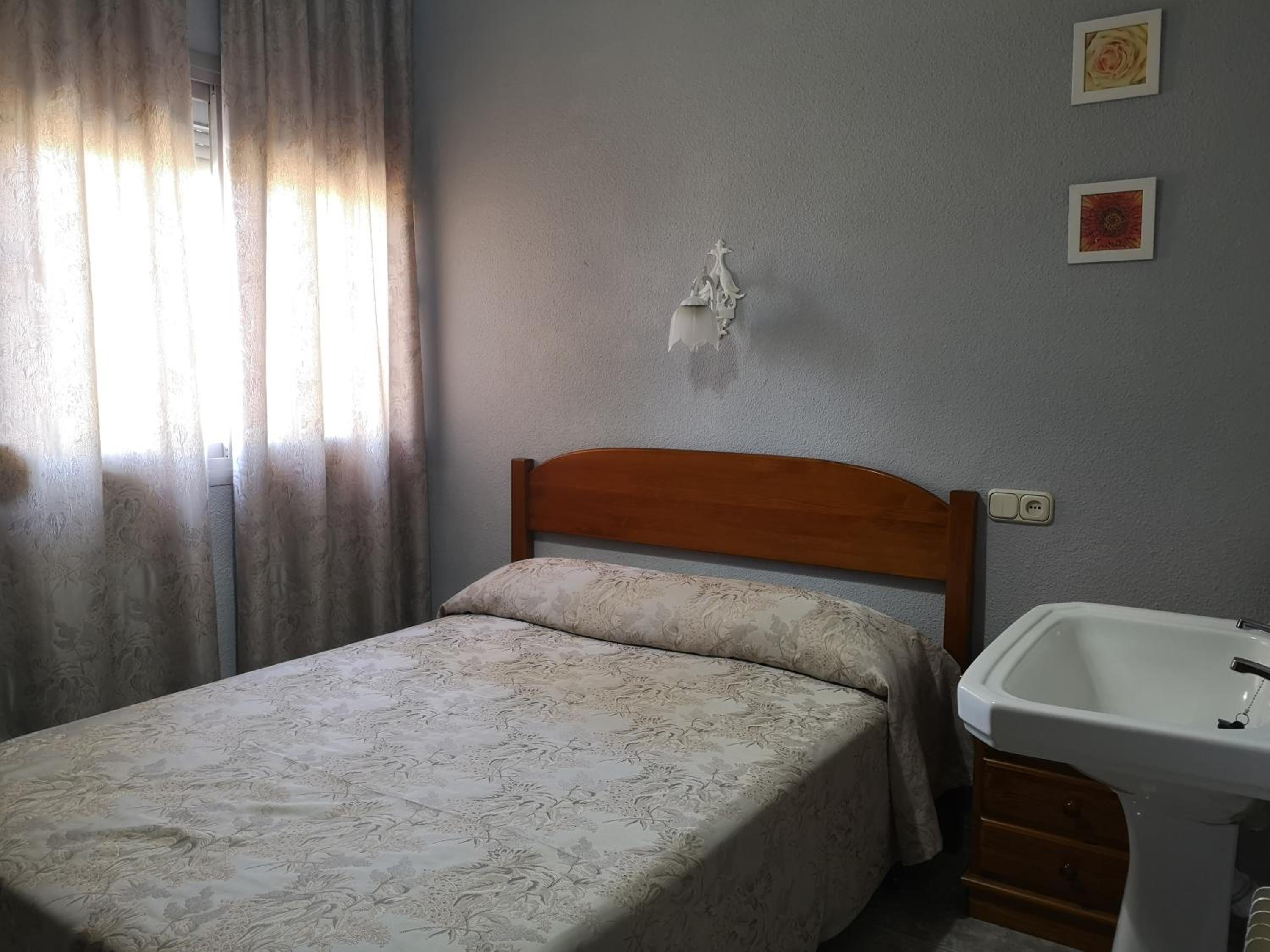 Hostal Pensión Rosada view 3