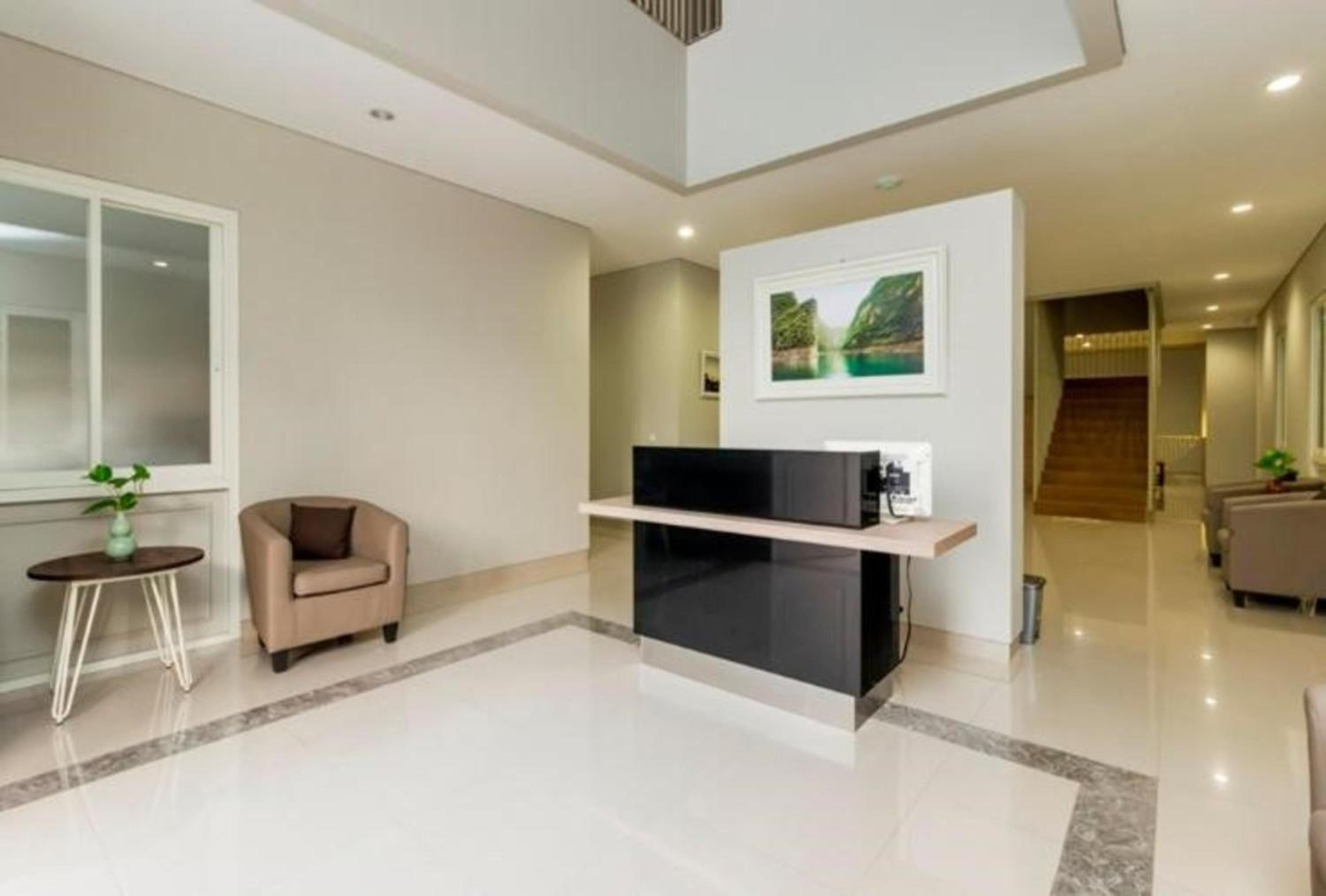 Home 899 Patal Senayan