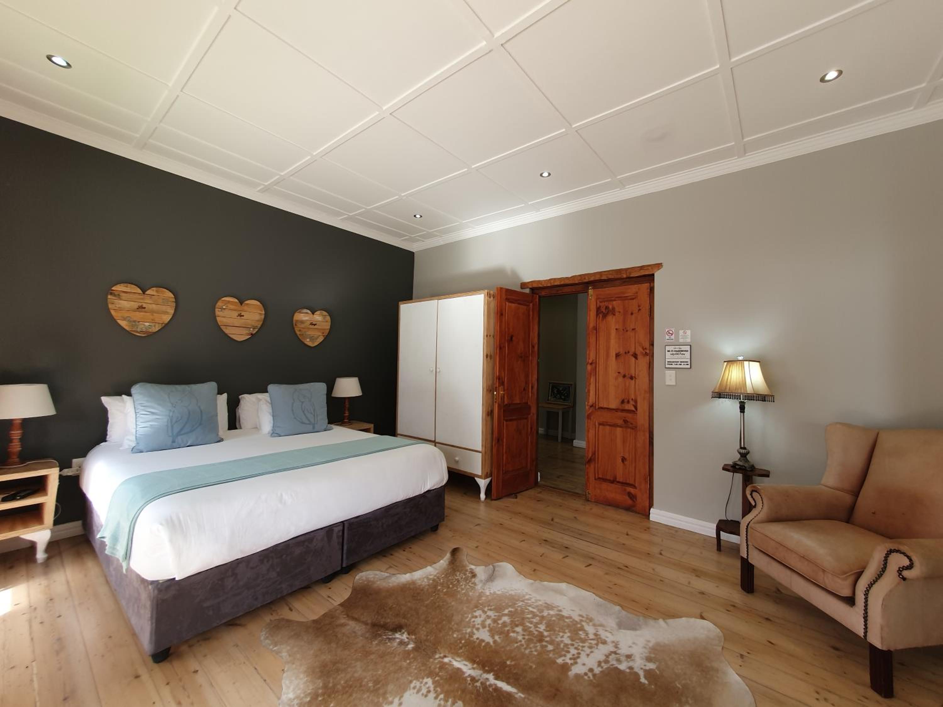 Two Fat Owls Guesthouse