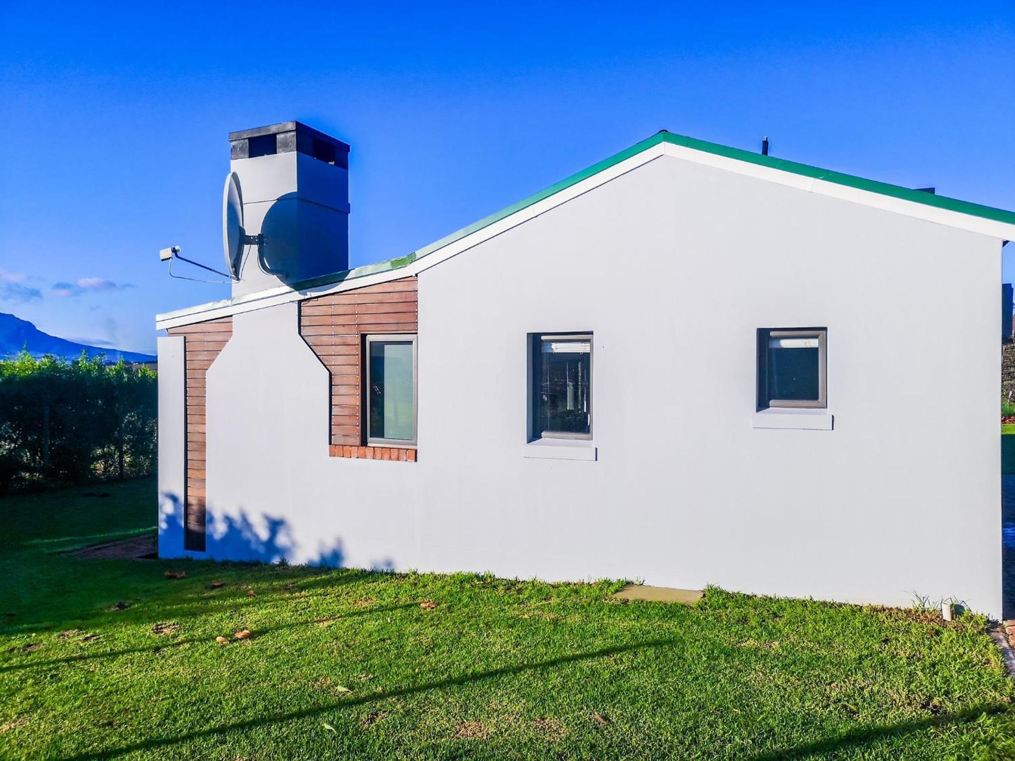 401 Rozendal Cottages