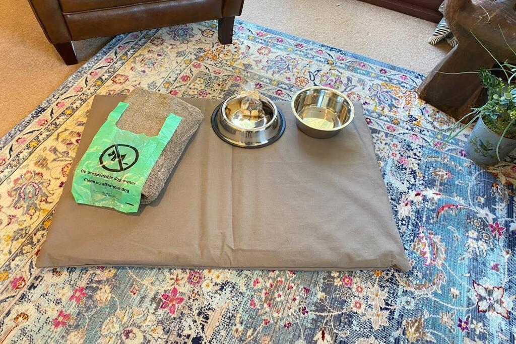 Penrith Vacations - Lake District romantic get away in 1 acre gardens off M6 - Property Image 4