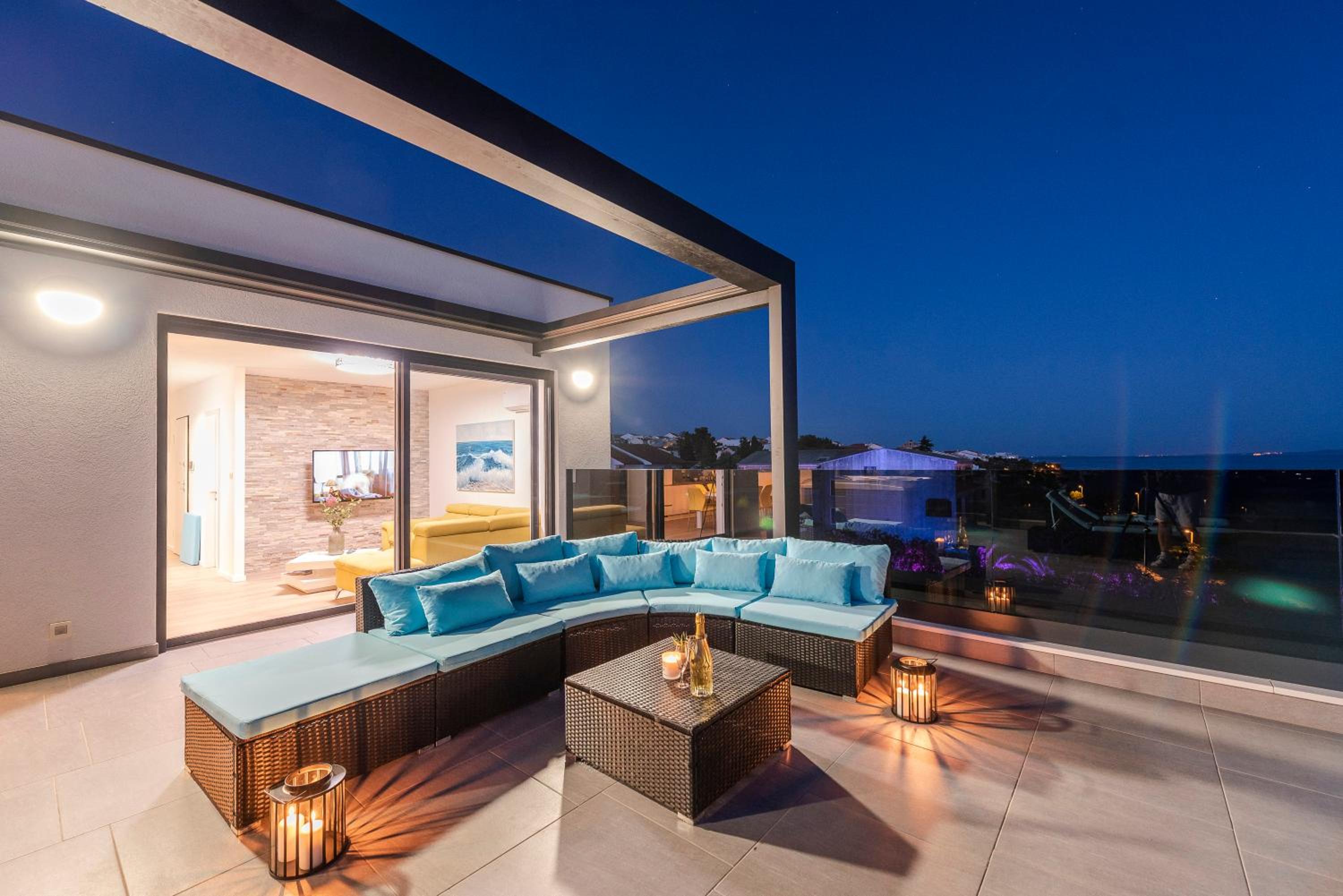 Mediteran luxury penthouse with jacuzzi