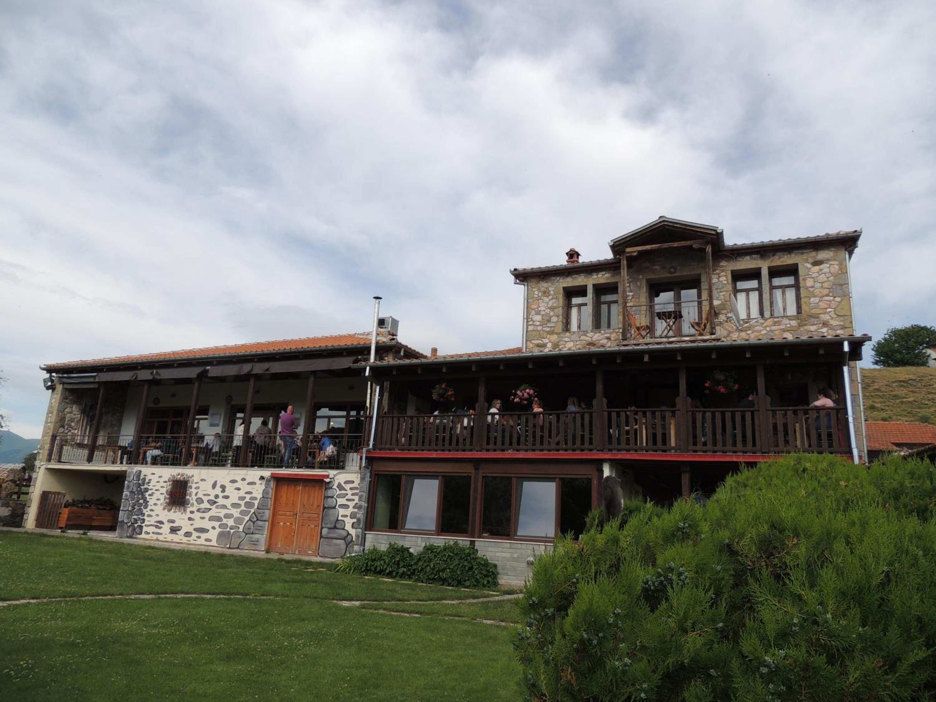 Prespes Lake View Family Apartment - Property Image 15