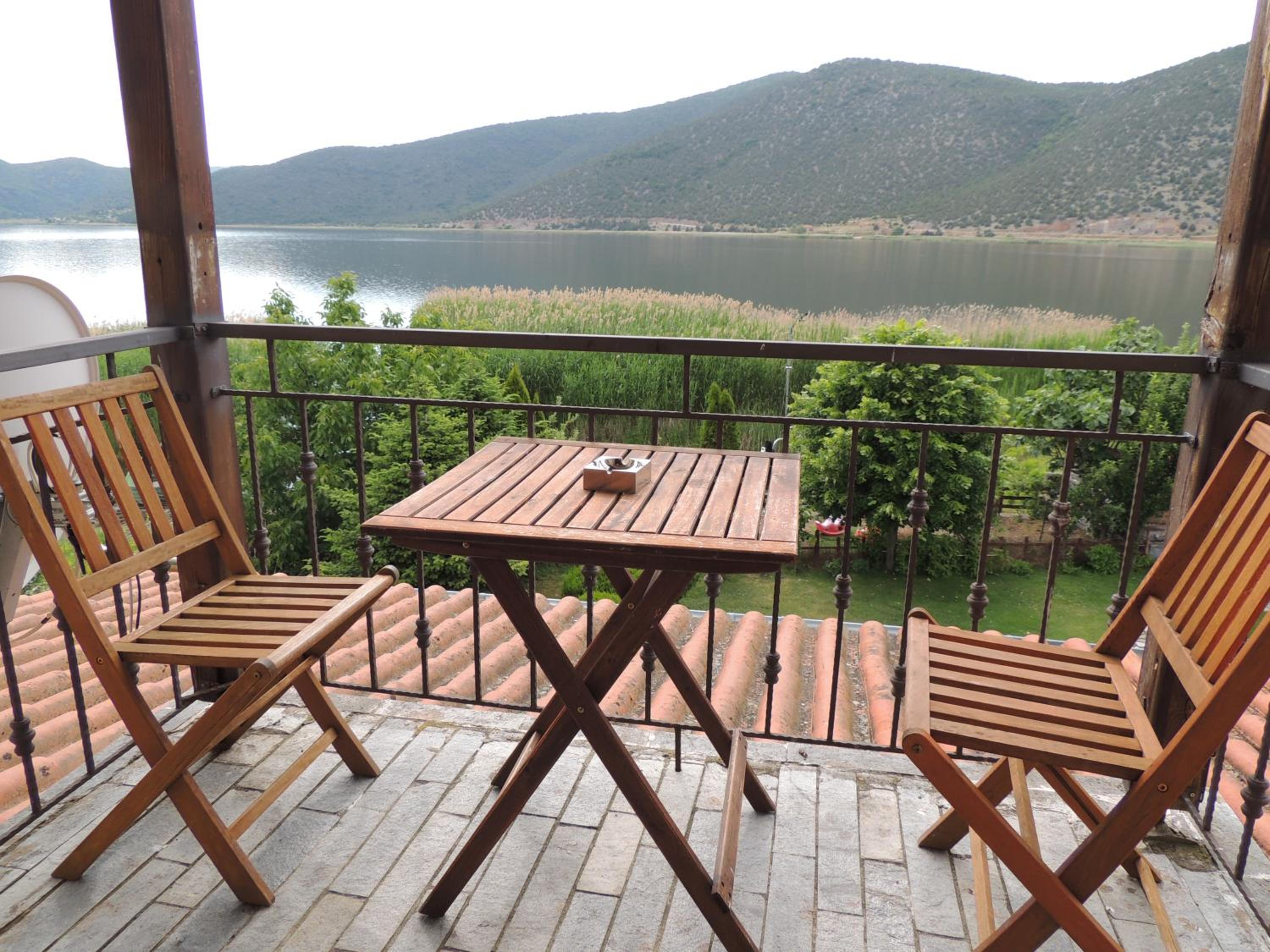 Prespes Lake View Family Apartment - Property Image 2