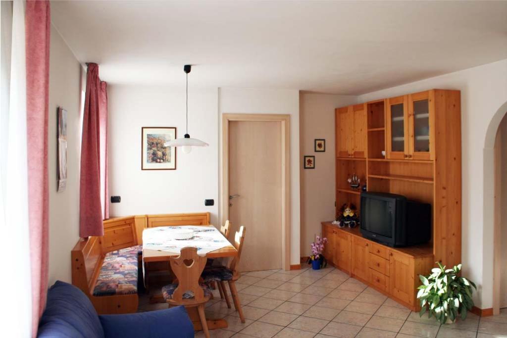 Appartamenti Piazzi en Tesero — kitchen