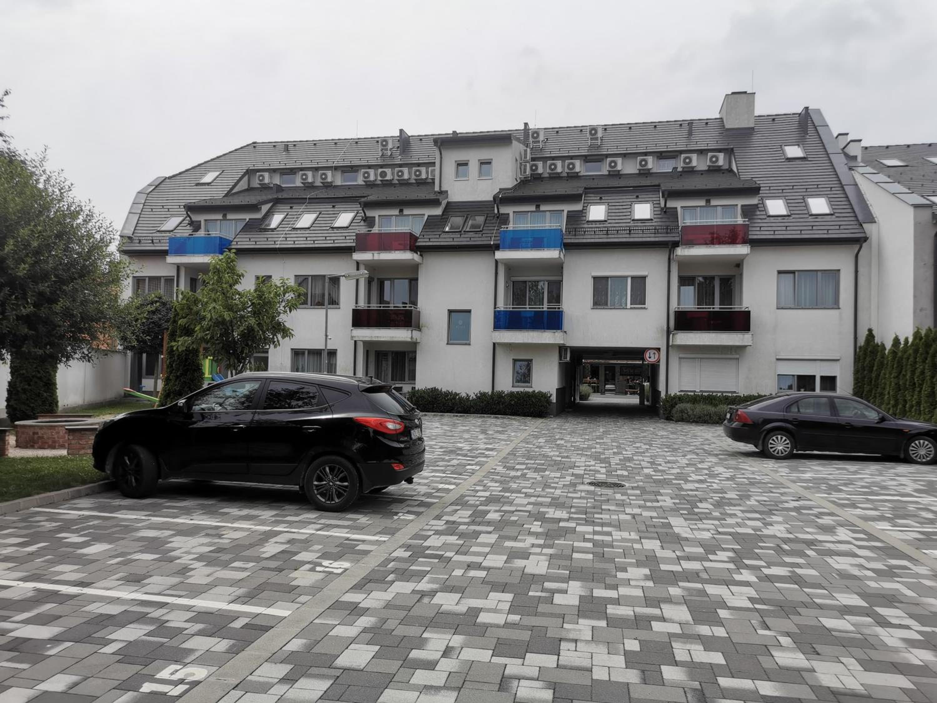 Szabó Apartman view 3