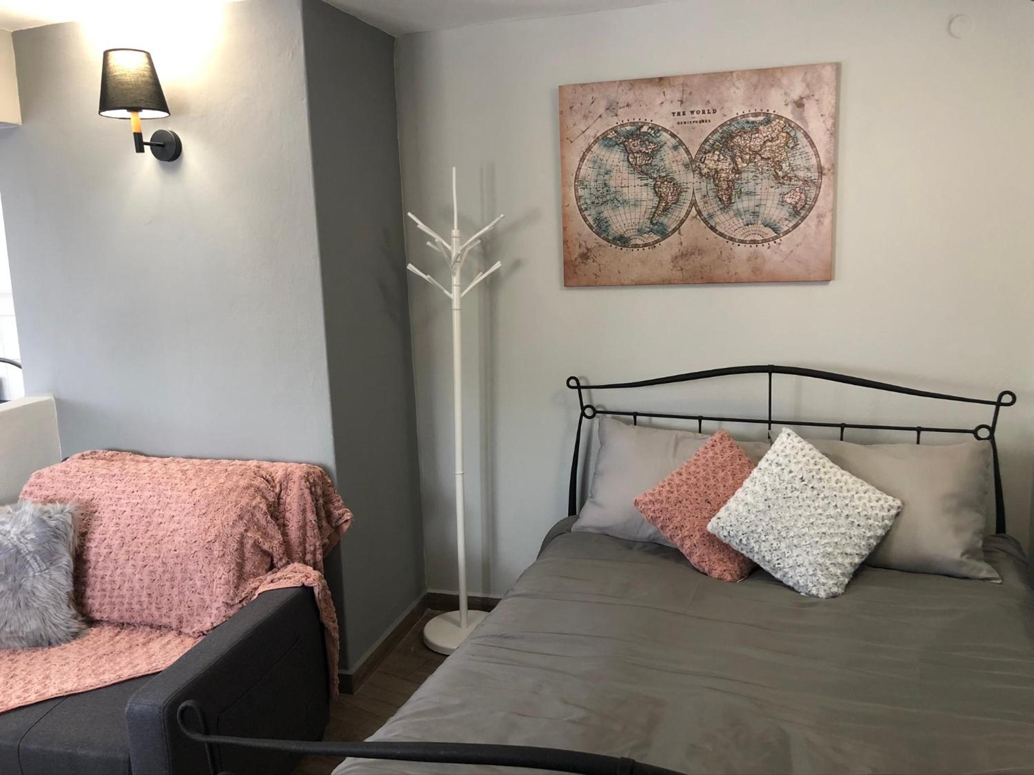 Cozy studio apartment in the heart of Athens