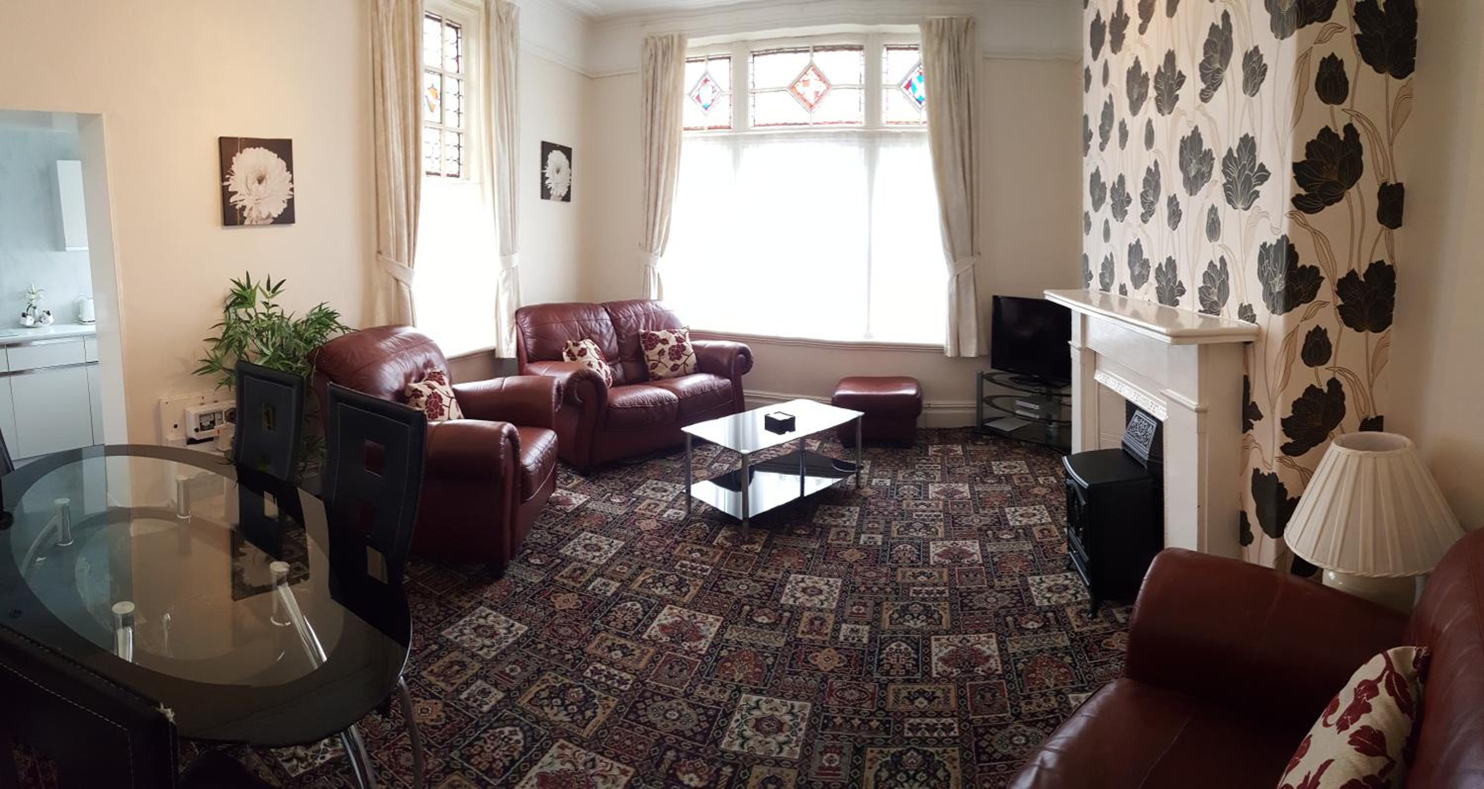 Norwyn Court Holiday Apartments