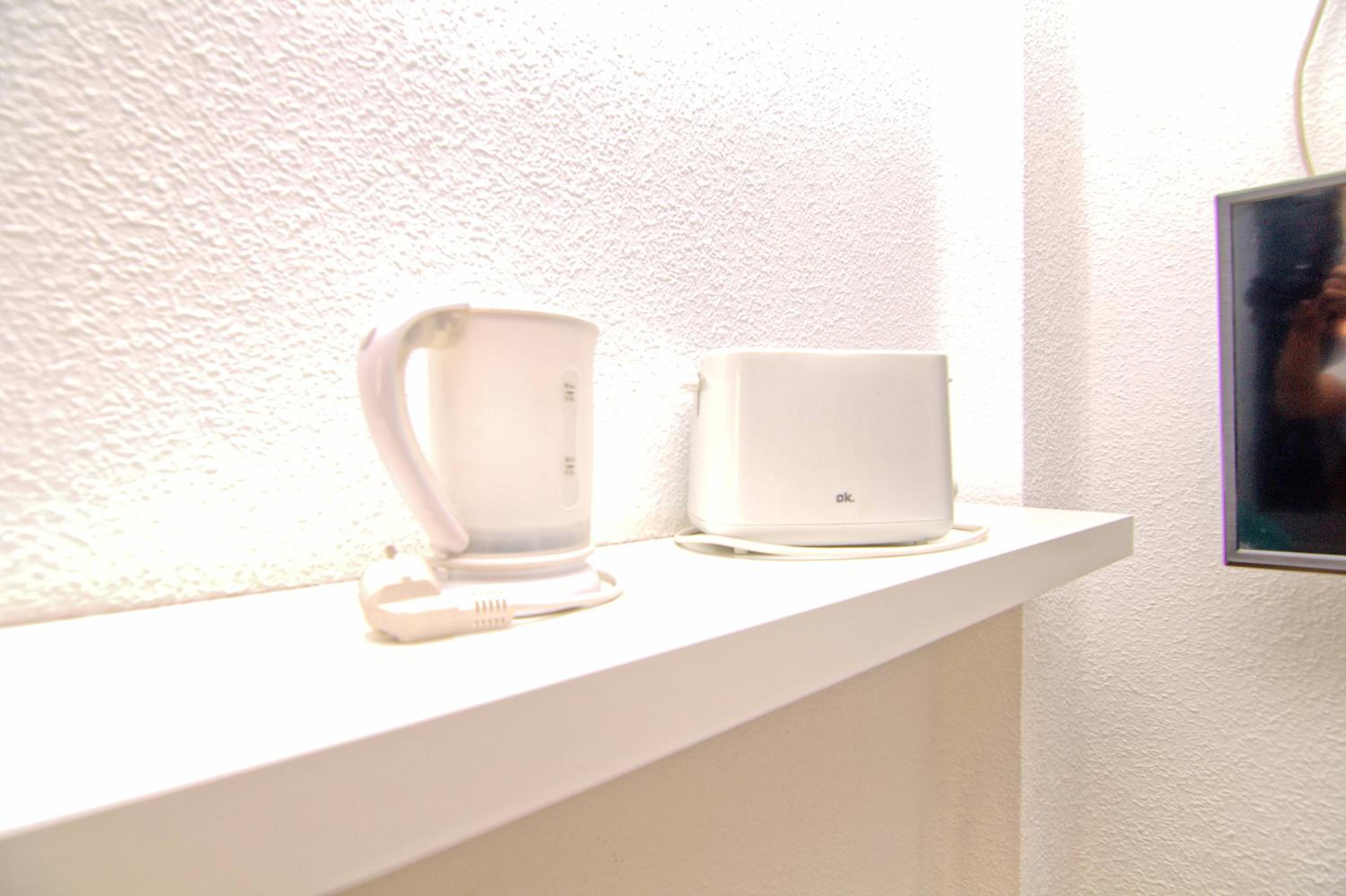 Low cost room Mercado Malaga