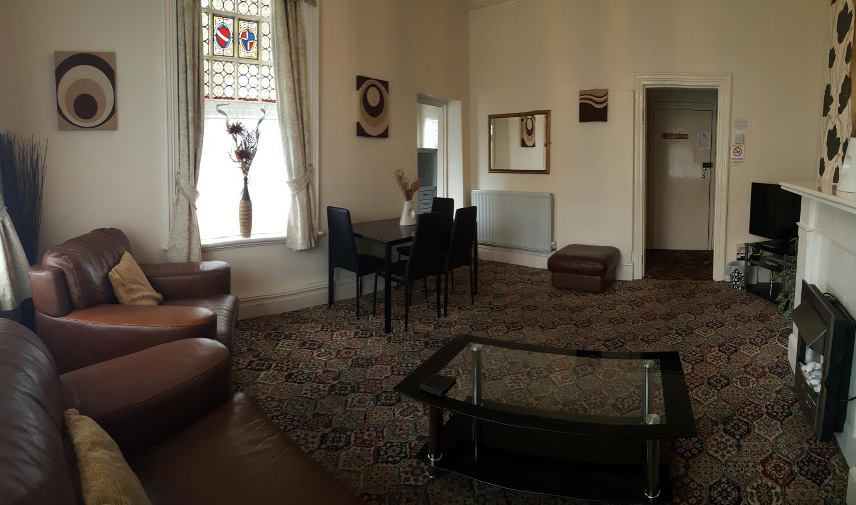 Norwyn Court Holiday Apartments