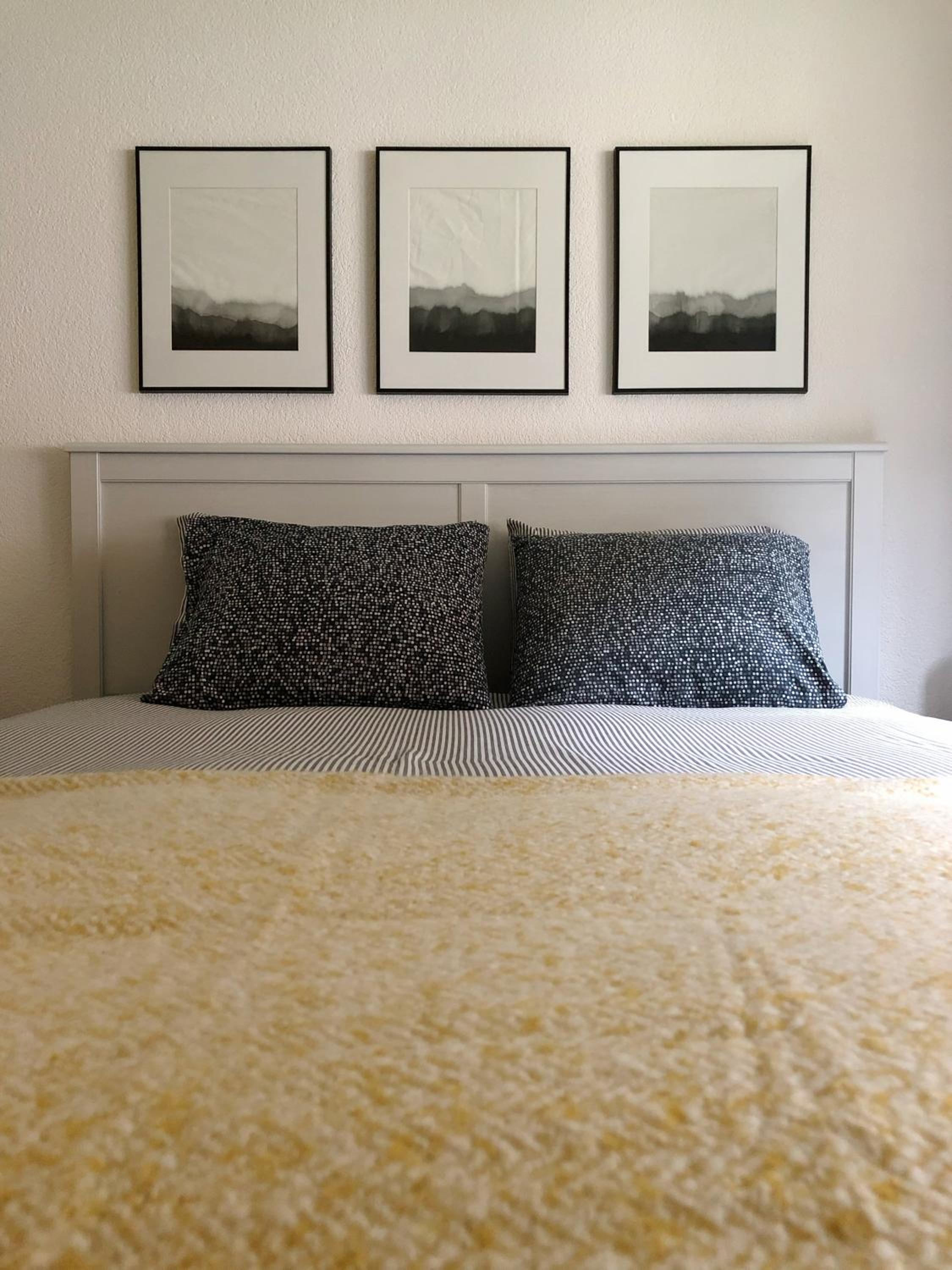 Modern Condo Comfy Queen bed Fast WiFi
