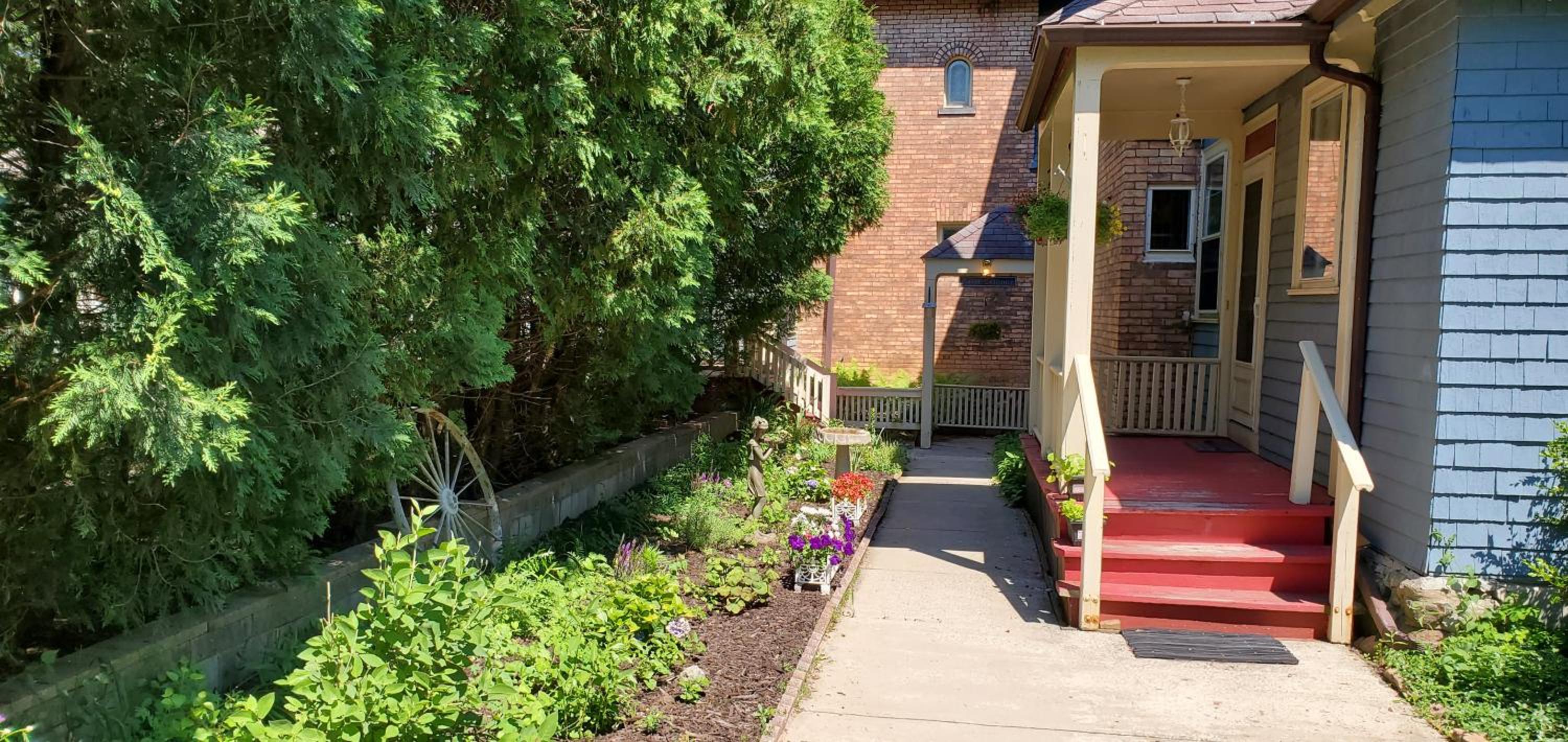 Saravilla Bed & Breakfast