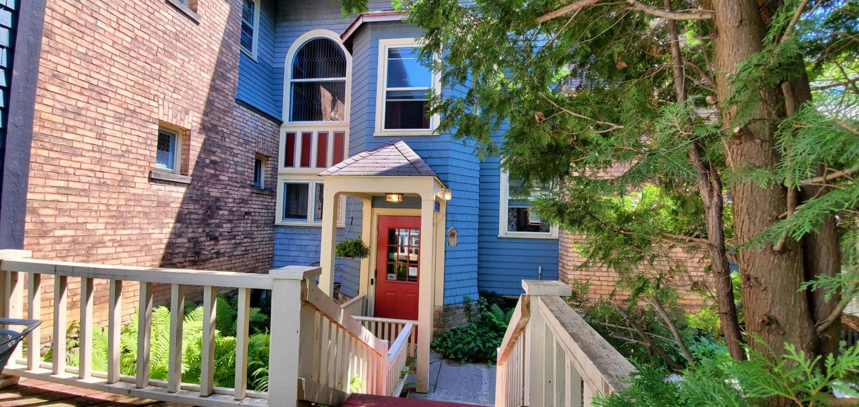 Saravilla Bed & Breakfast