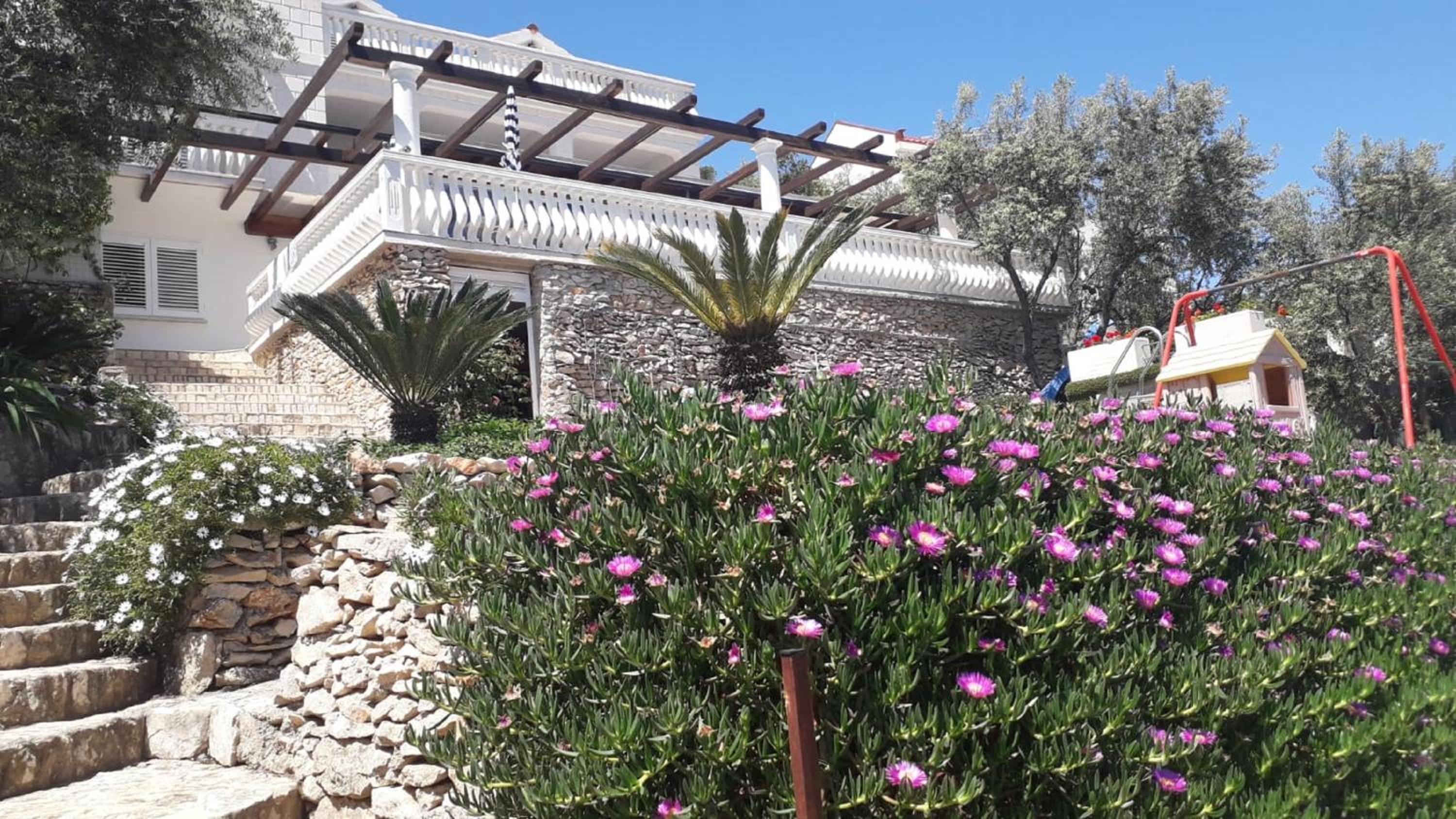 Villa Rosa view 3