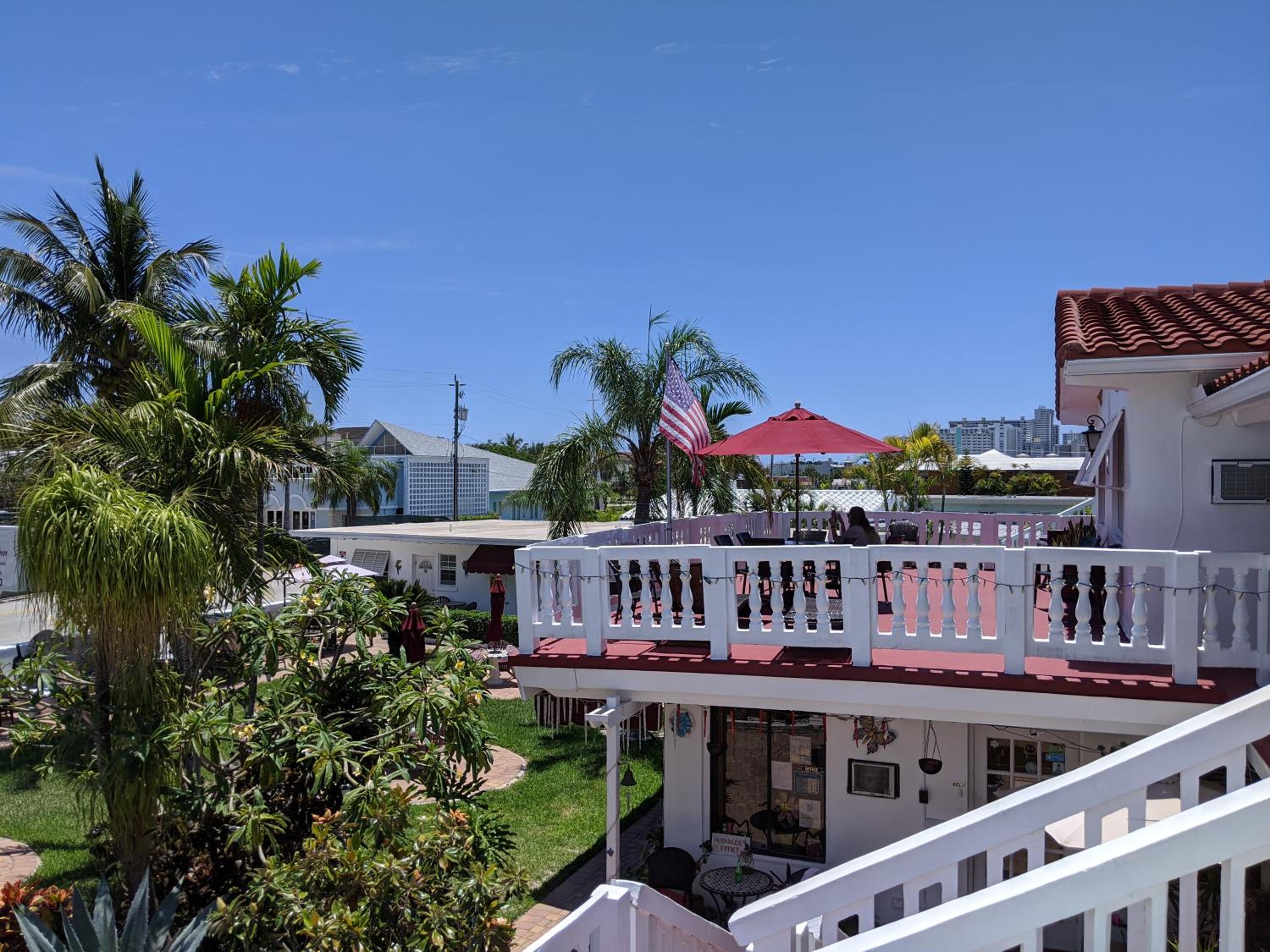 Breakaway Inn Guest House