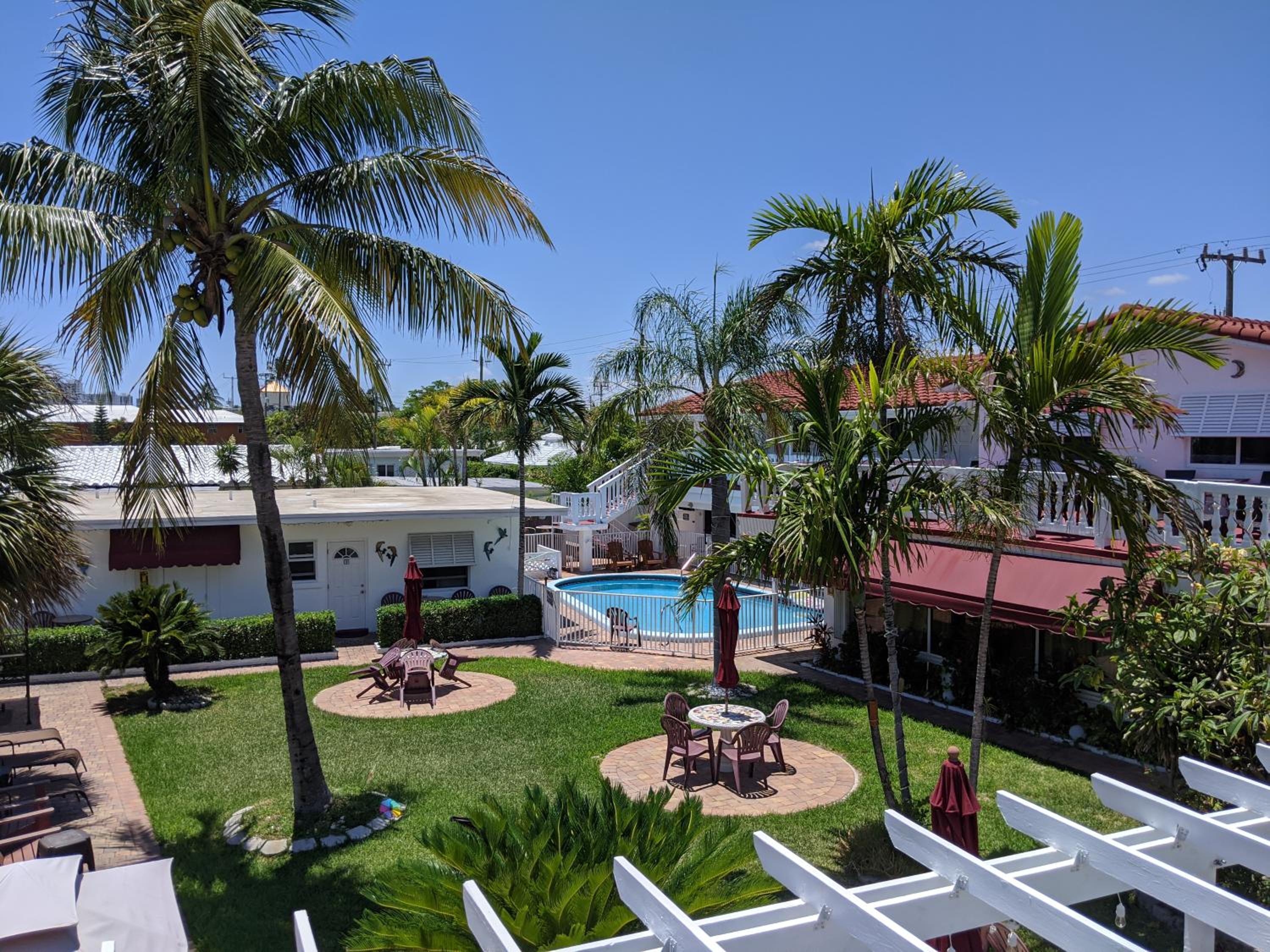 Breakaway Inn Guest House