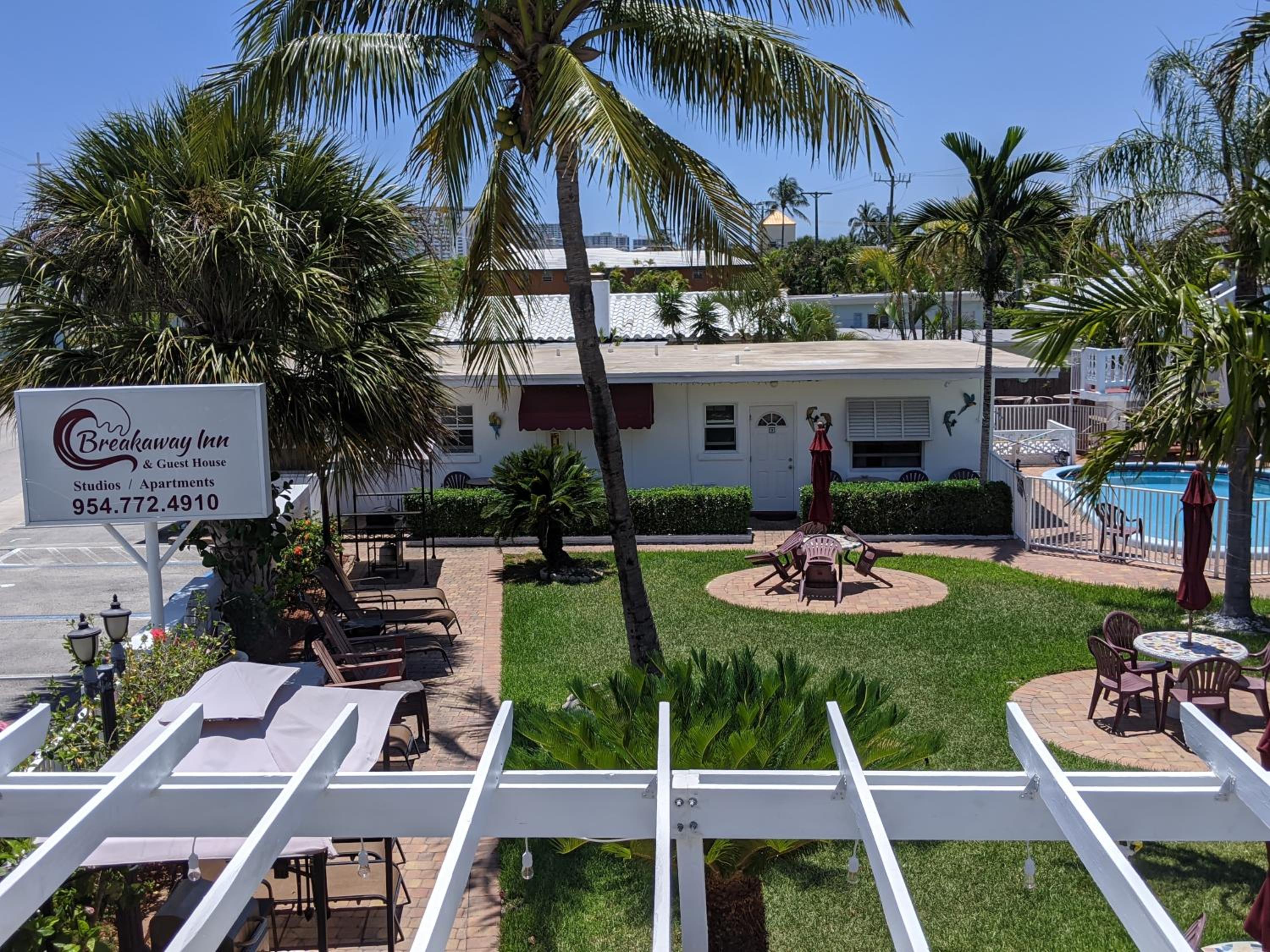 Breakaway Inn Guest House