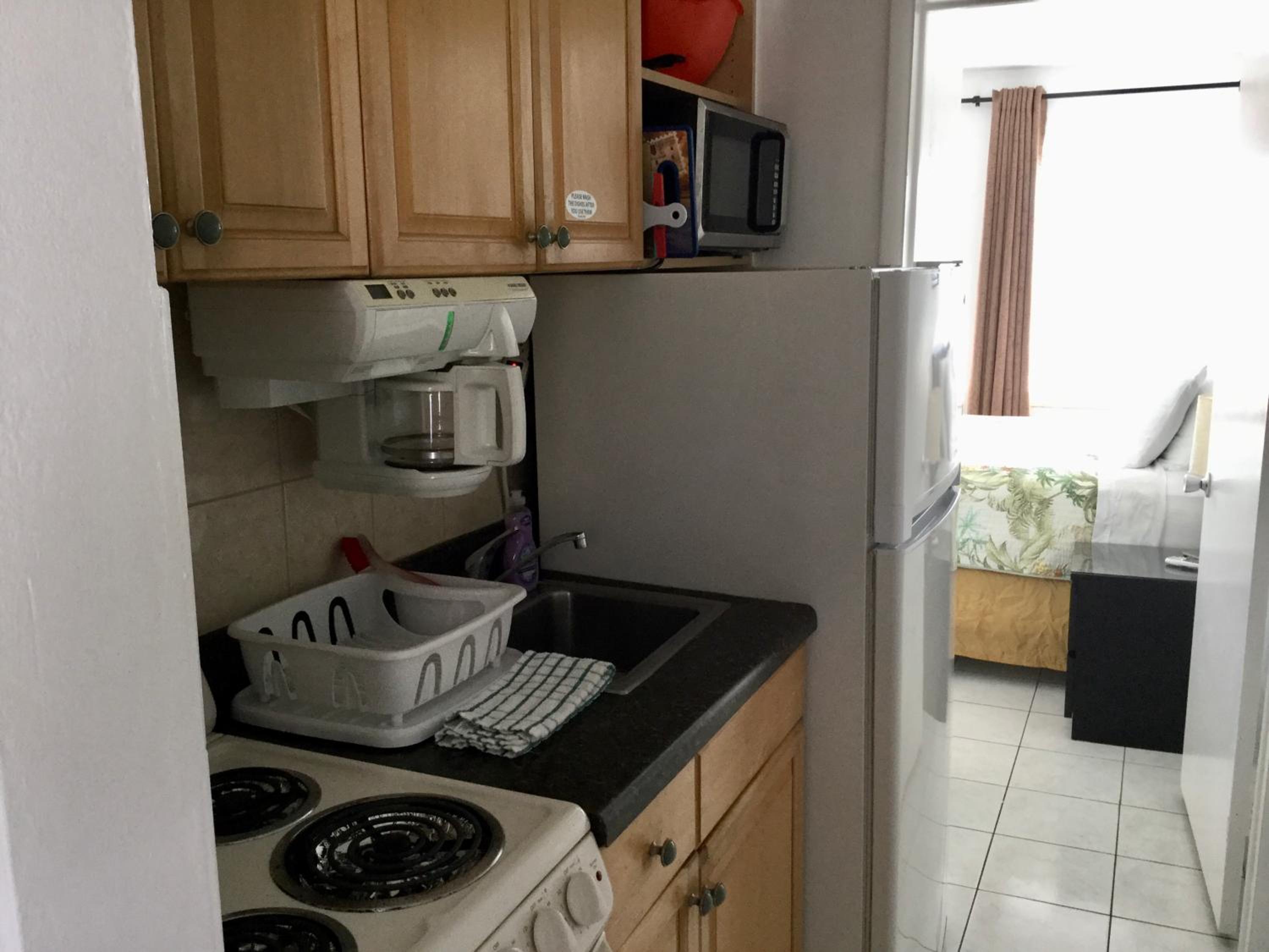 Breakaway Inn Guest House