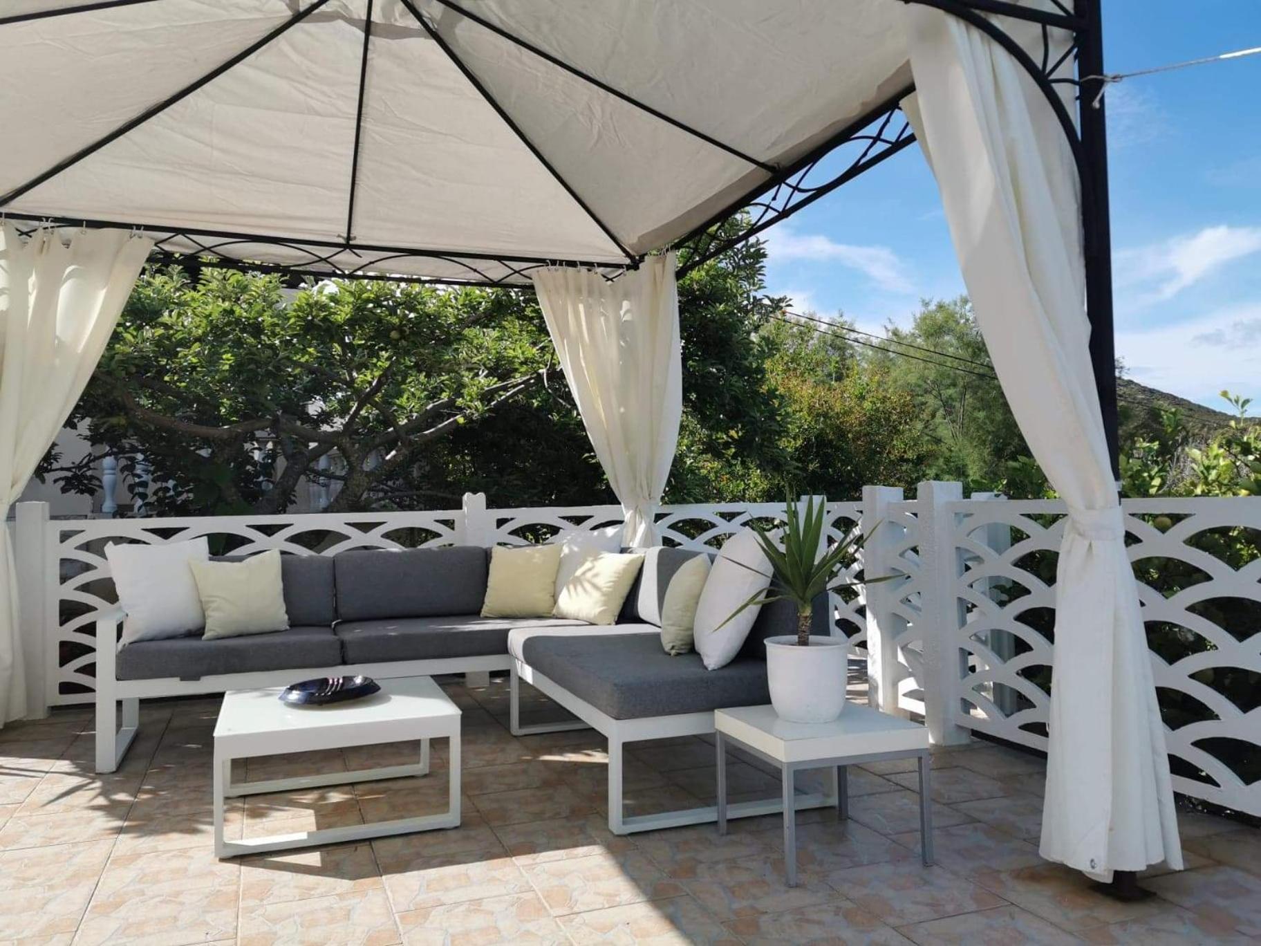 Adorable Summer house by the sea view 5