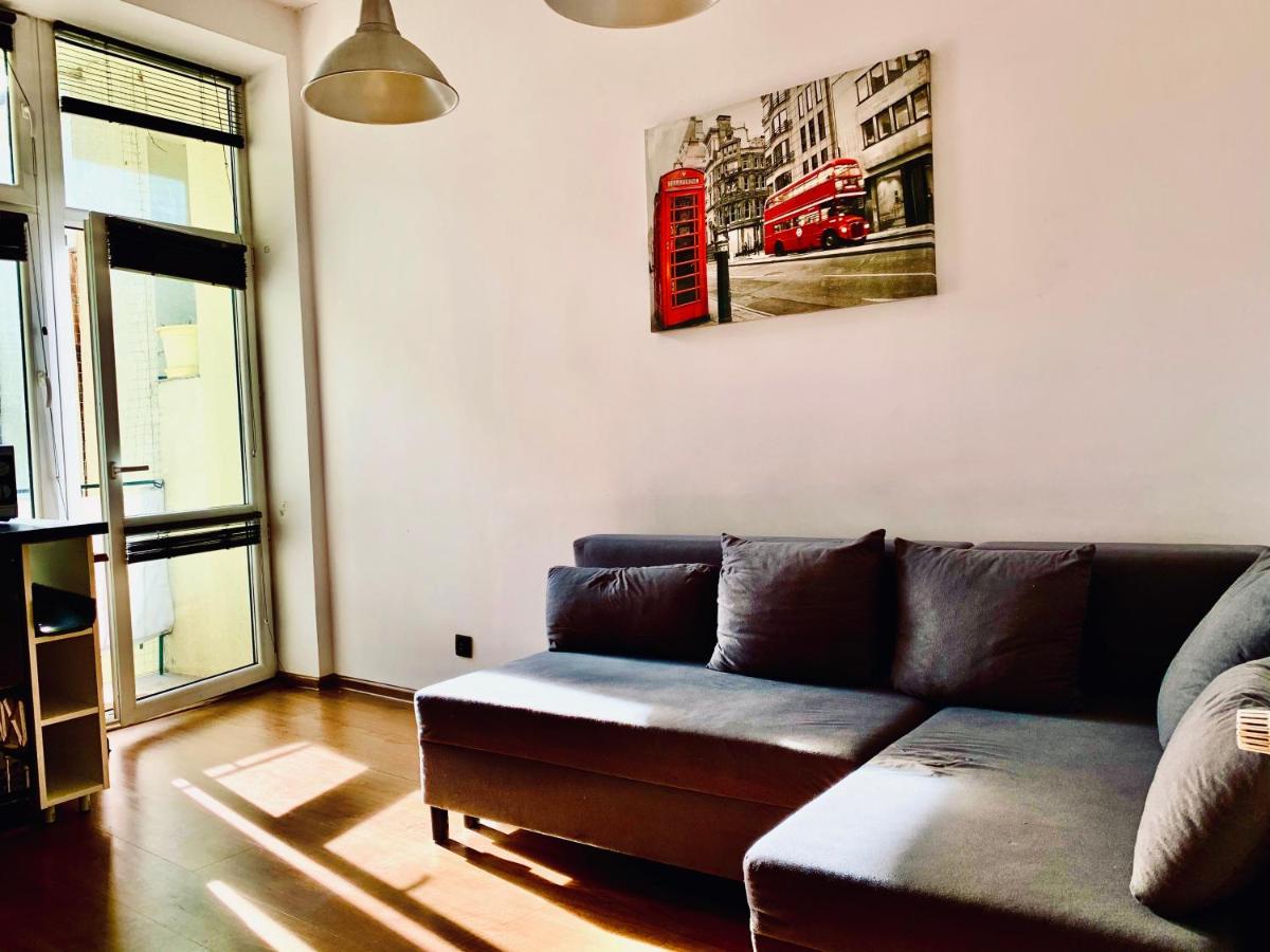Main Square Apartment view 5