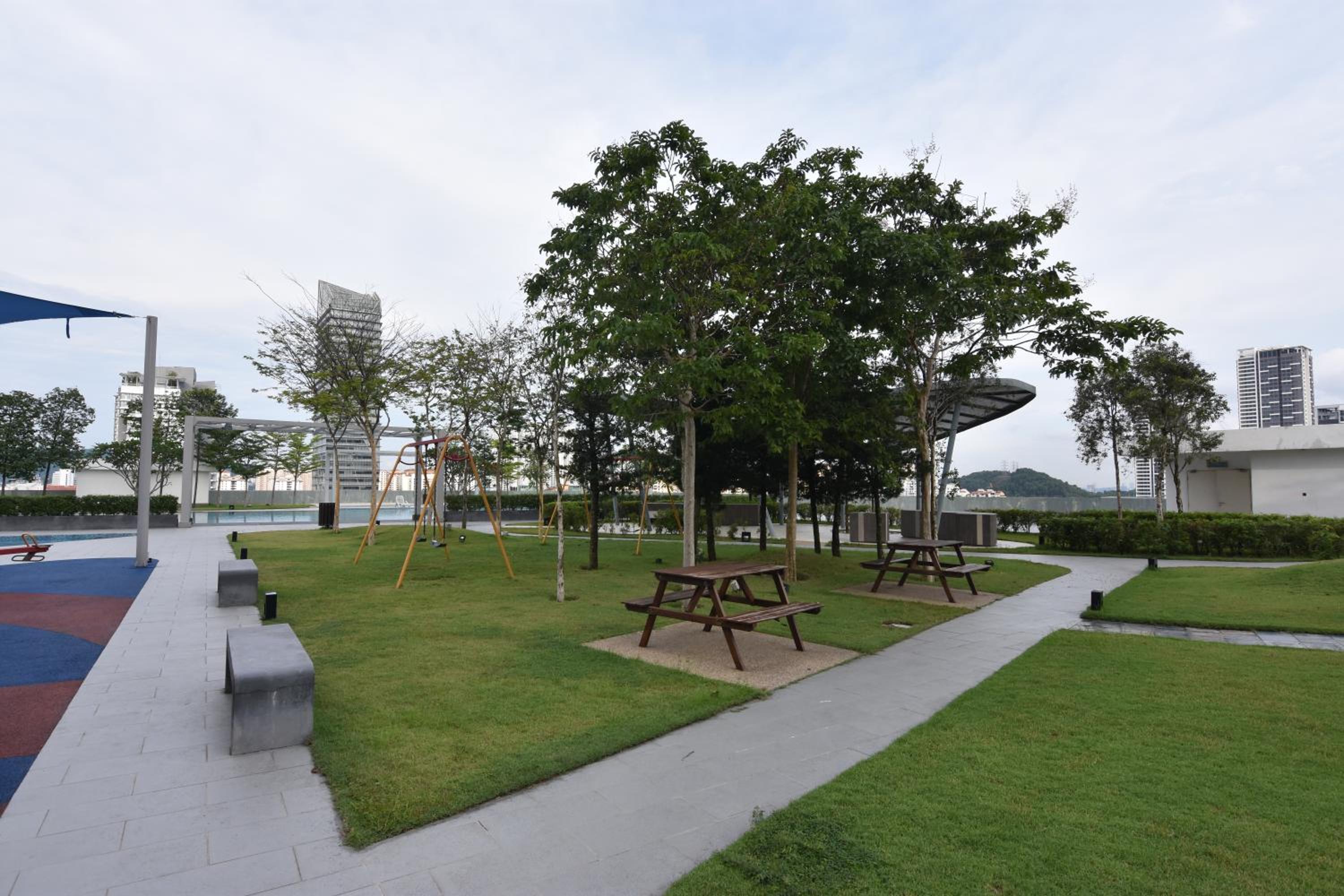 Family Cozy Homestay - Alpha IVF at Strand Mall photo 5