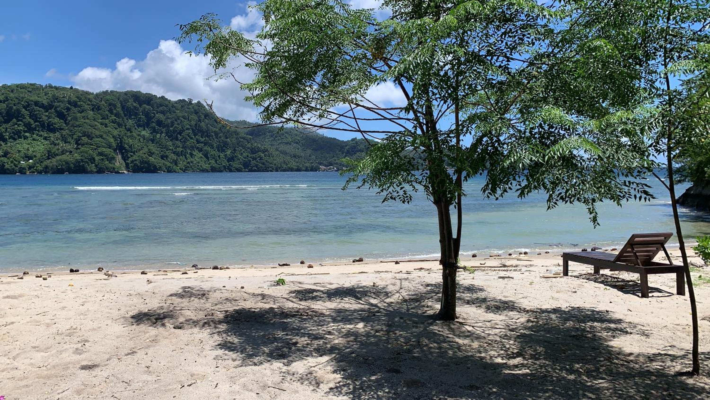 White Sands Beach Resort Lembeh