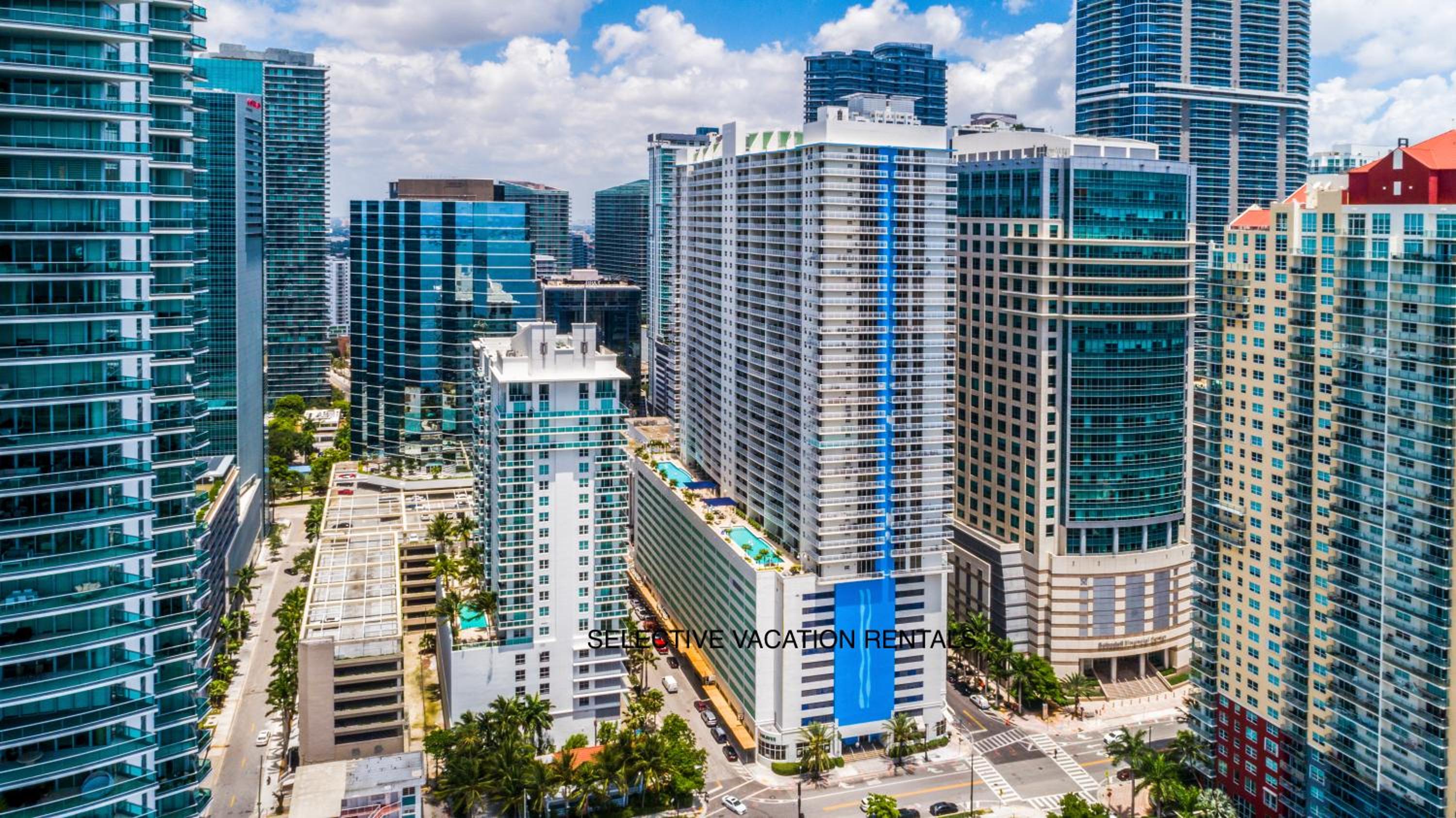 Miami Downtown Brickell spacious 4 Bedrooms 6 Beds