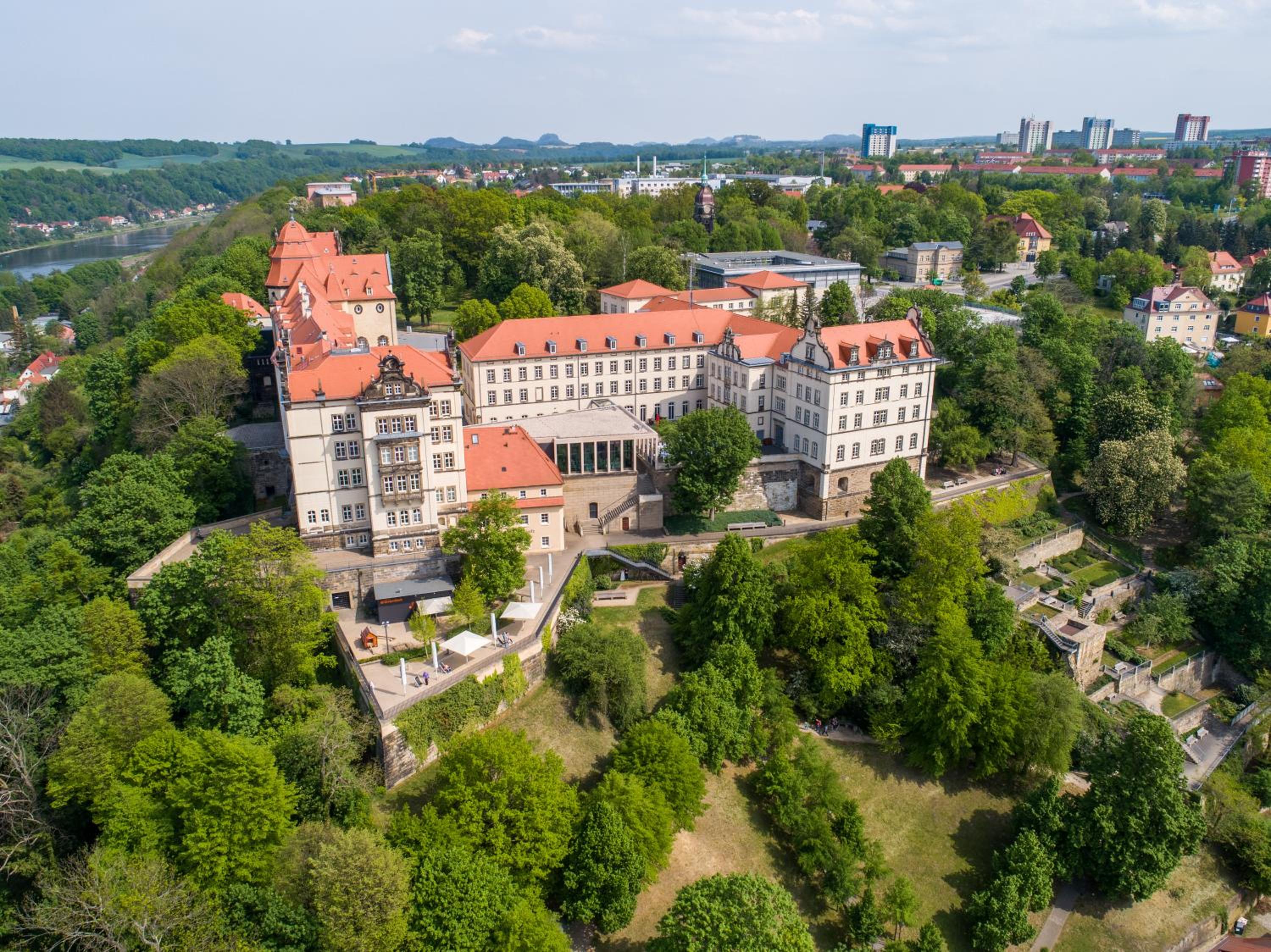Schloß Sonnenstein view 2