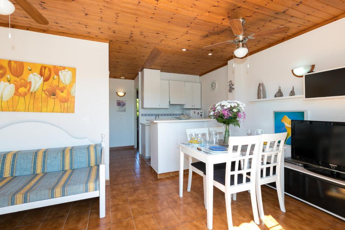Apartamento en complejo de zonas ajardinadas-c11 view 4