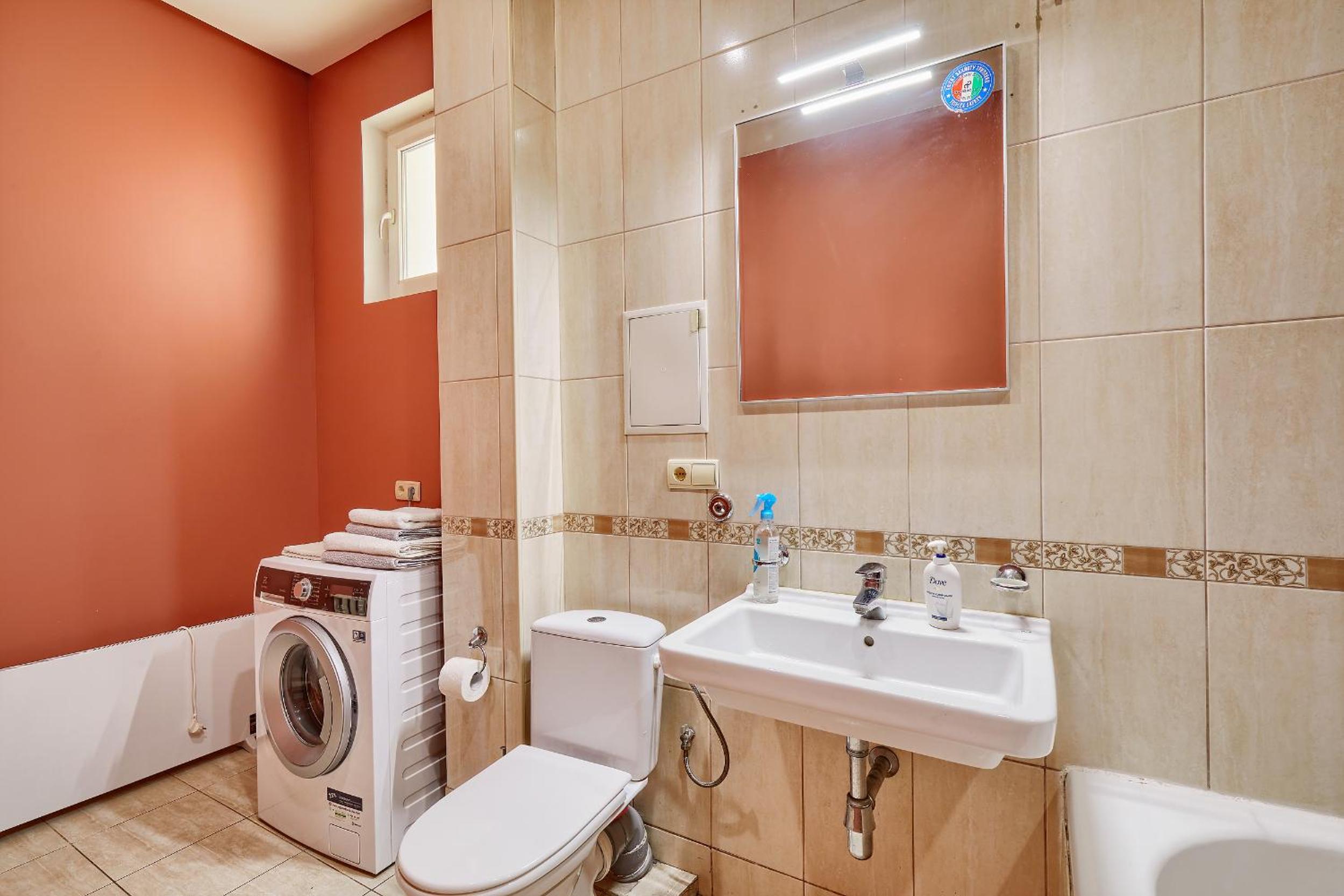 Botanic Towers опалення та світло цілодобово
