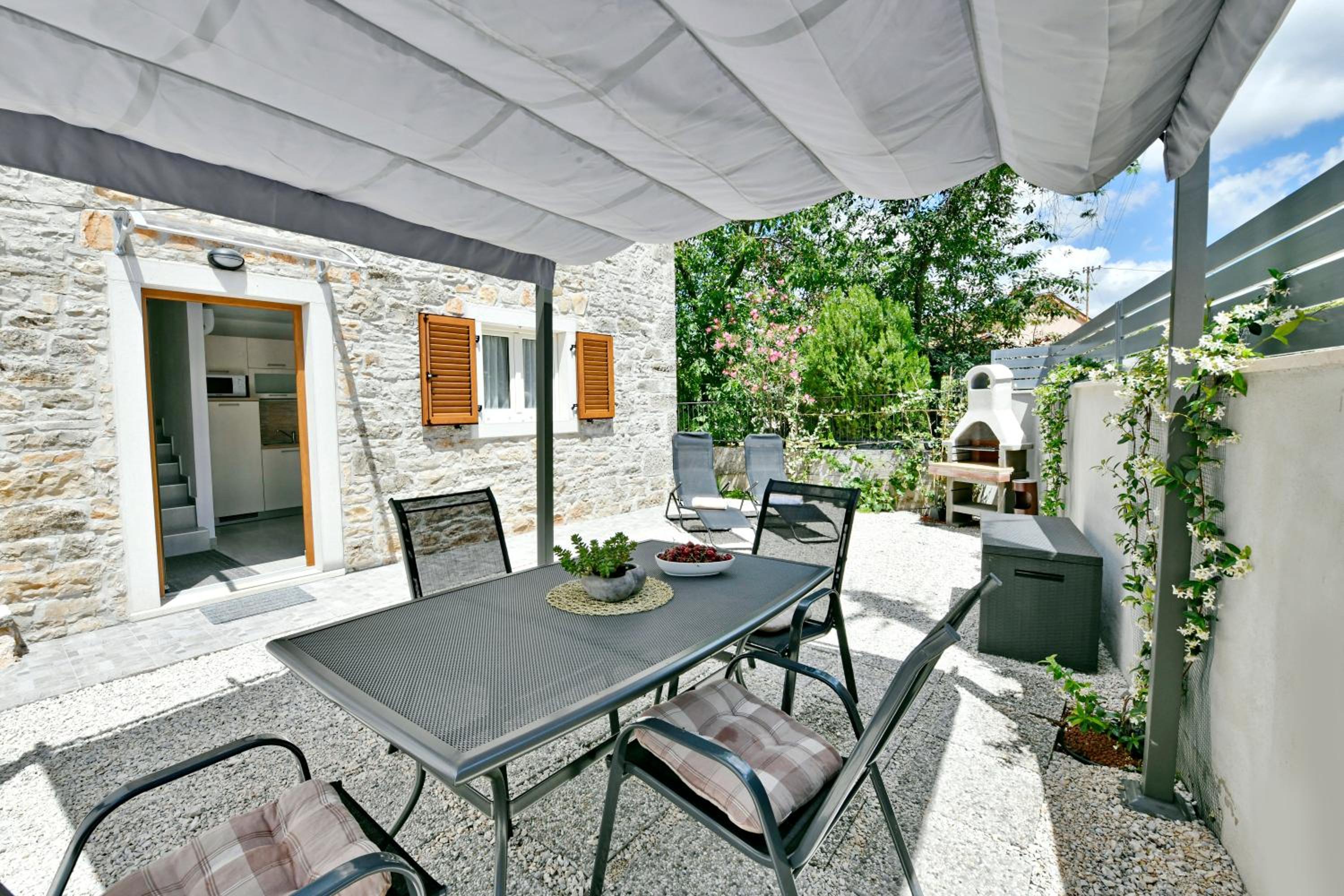 House Nona