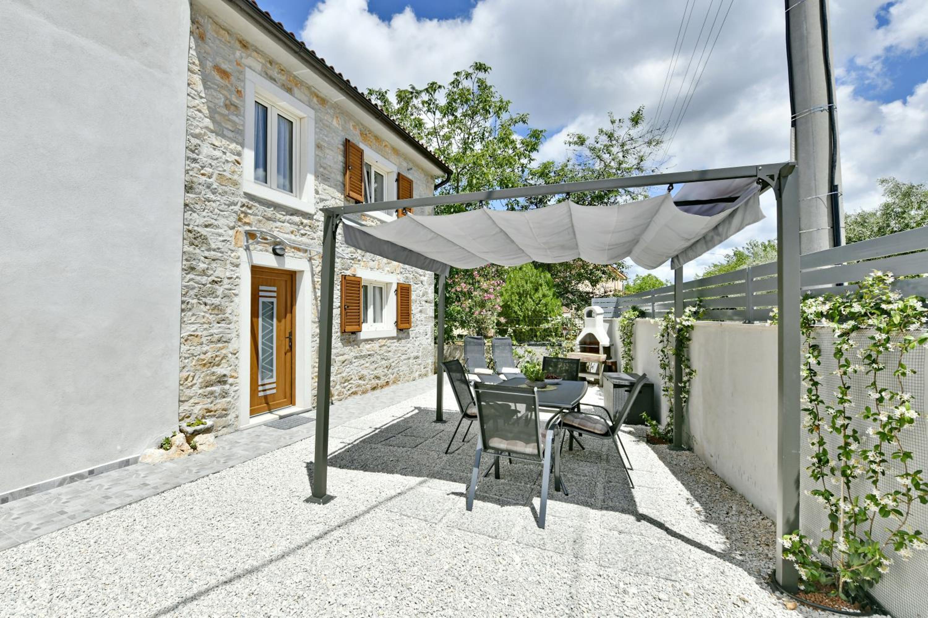 House Nona