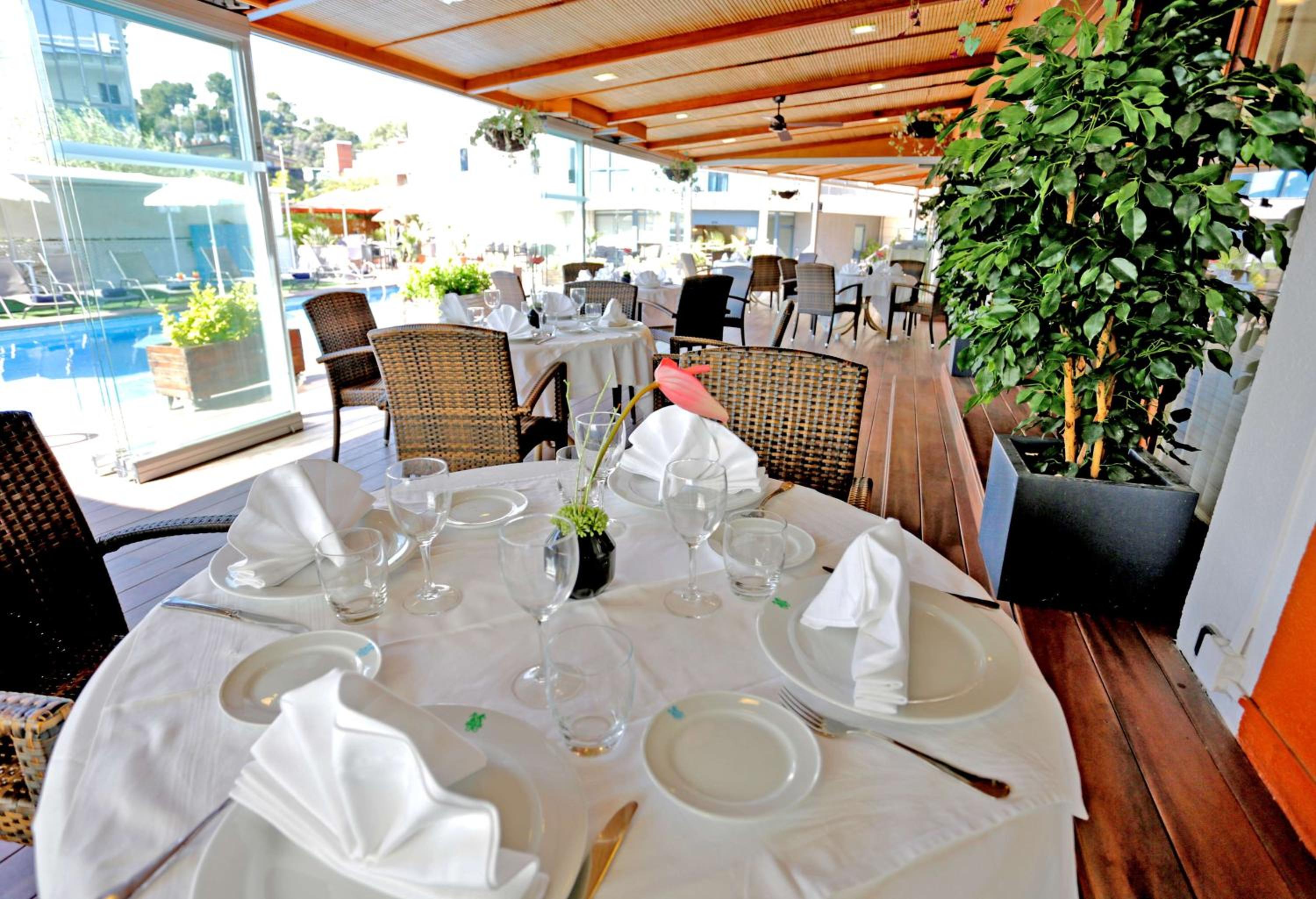 Barcelona Vacations - Best Western Hotel Mediterraneo - Property Image 40