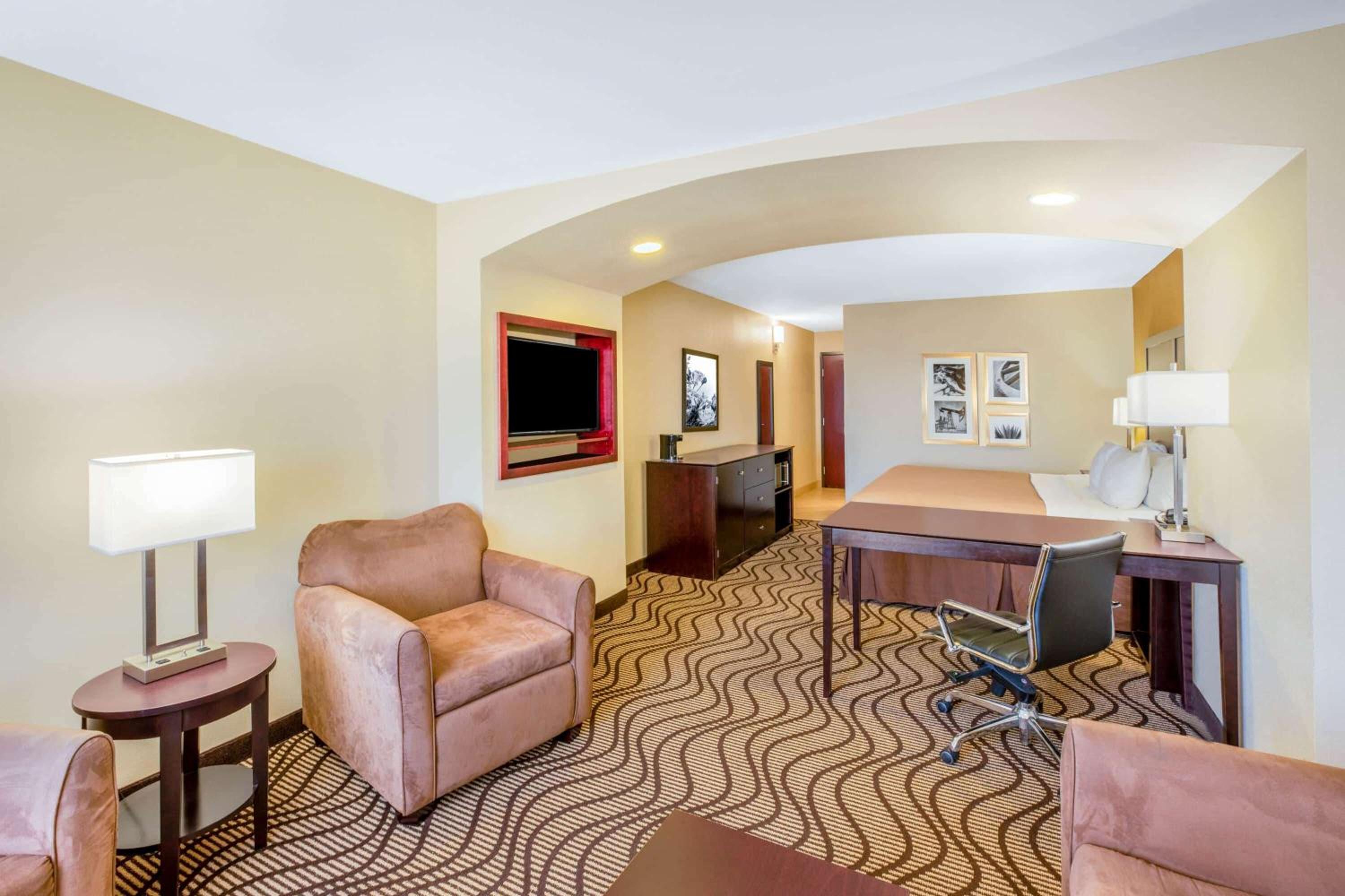 La Quinta by Wyndham Floresville