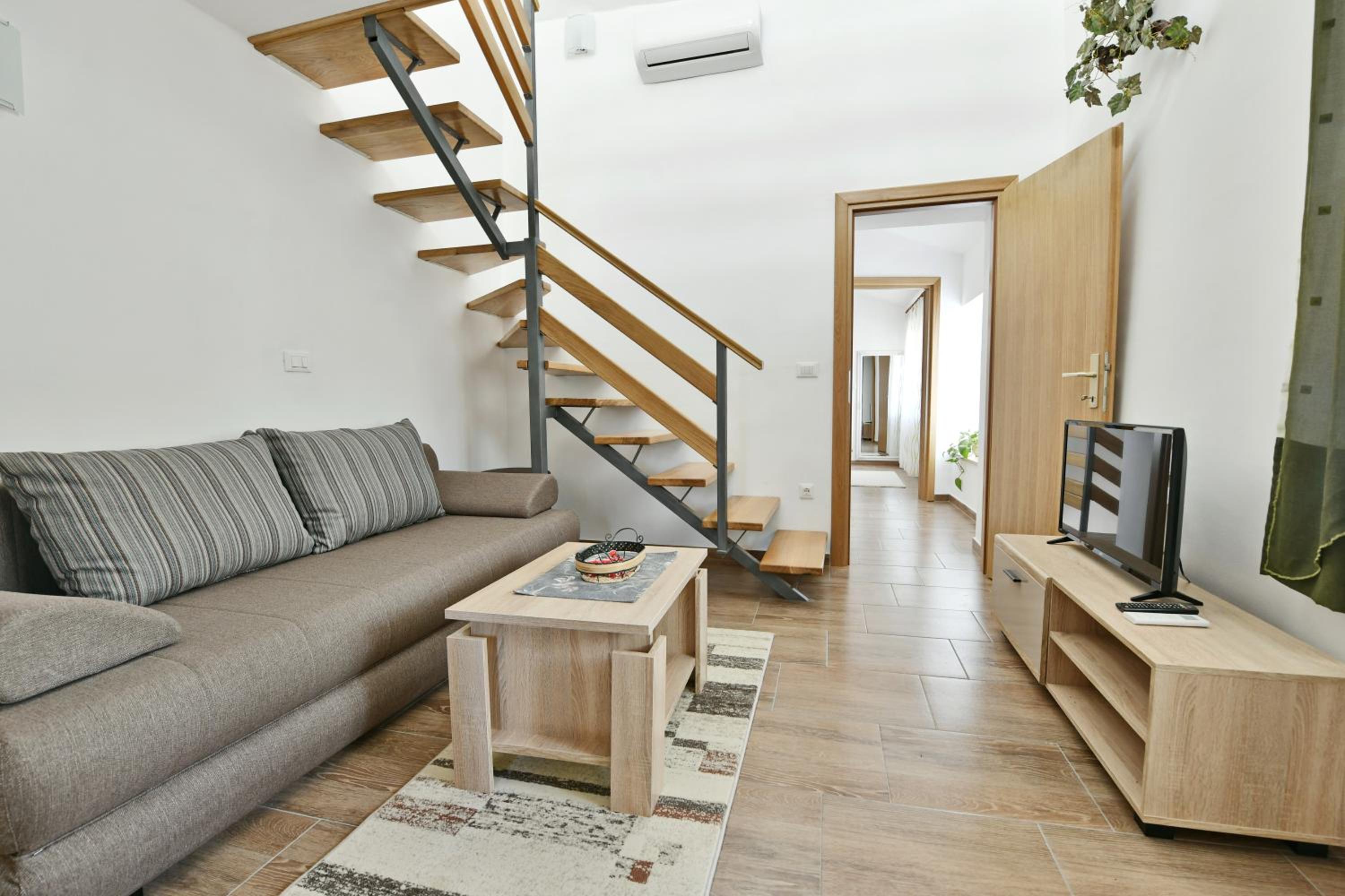 House Nona