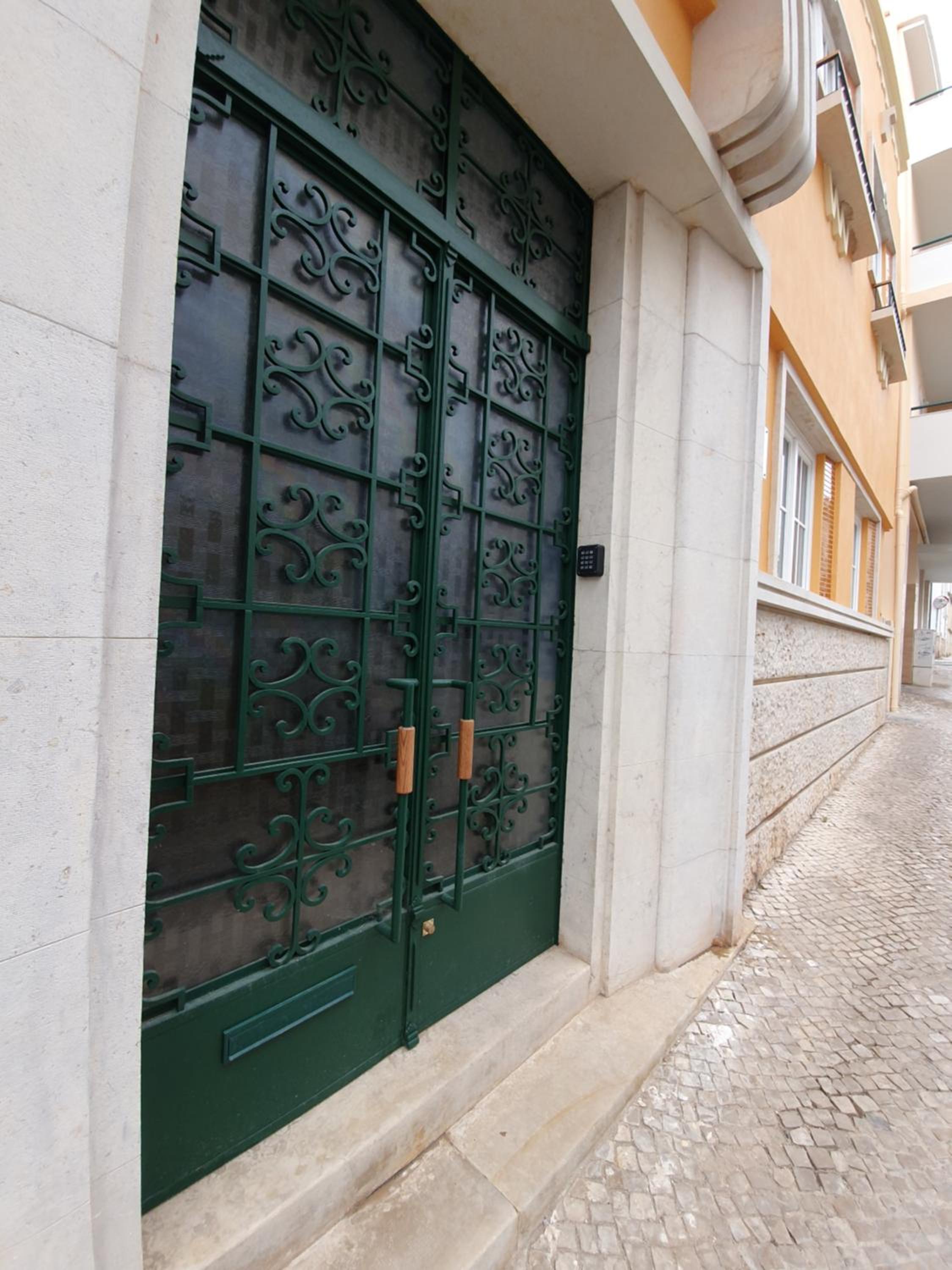 Inn Faro - Casa Amarela - Guest House view 2