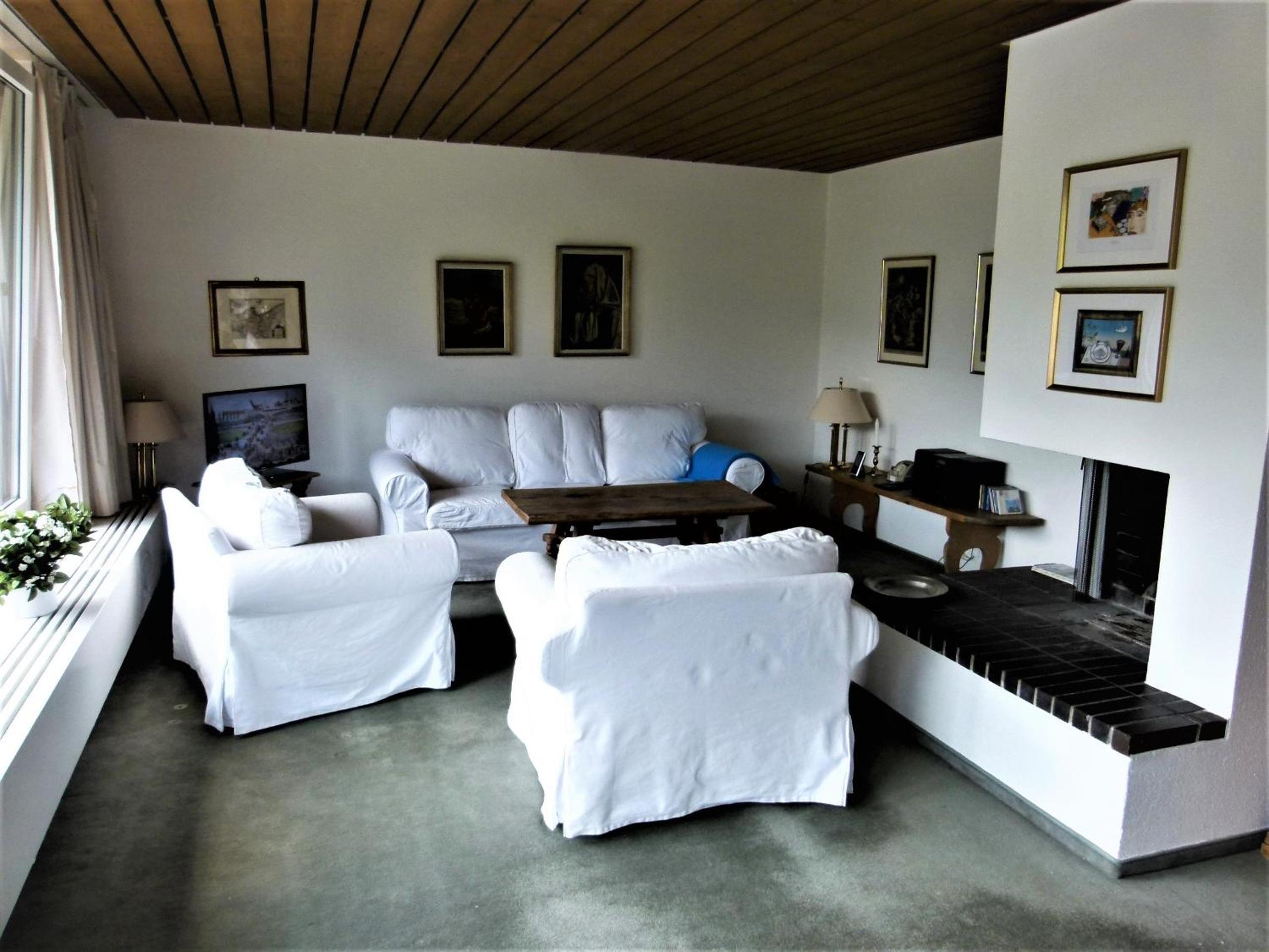 Penthouse Tgesa Tgampi T33 view 3