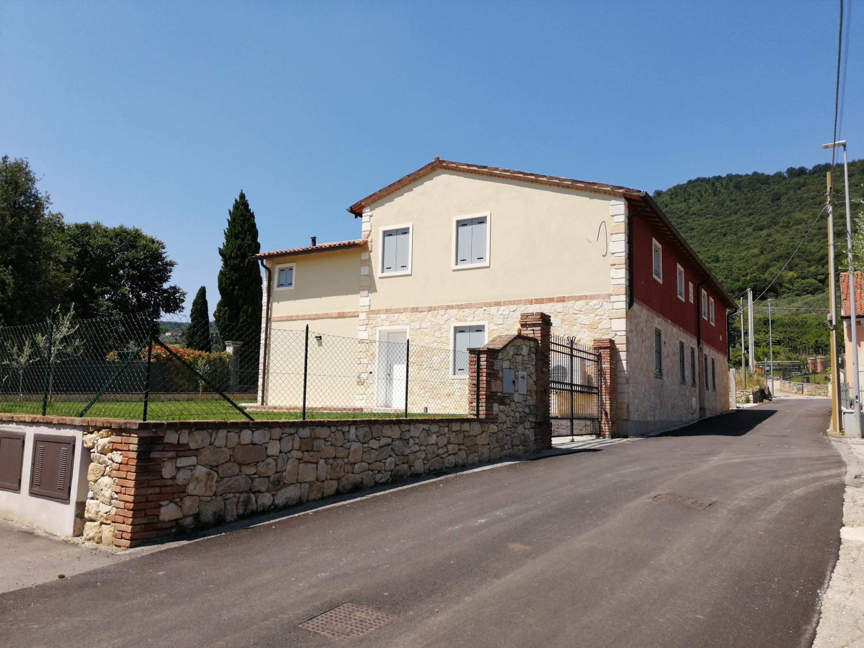 Villavecchia view 4
