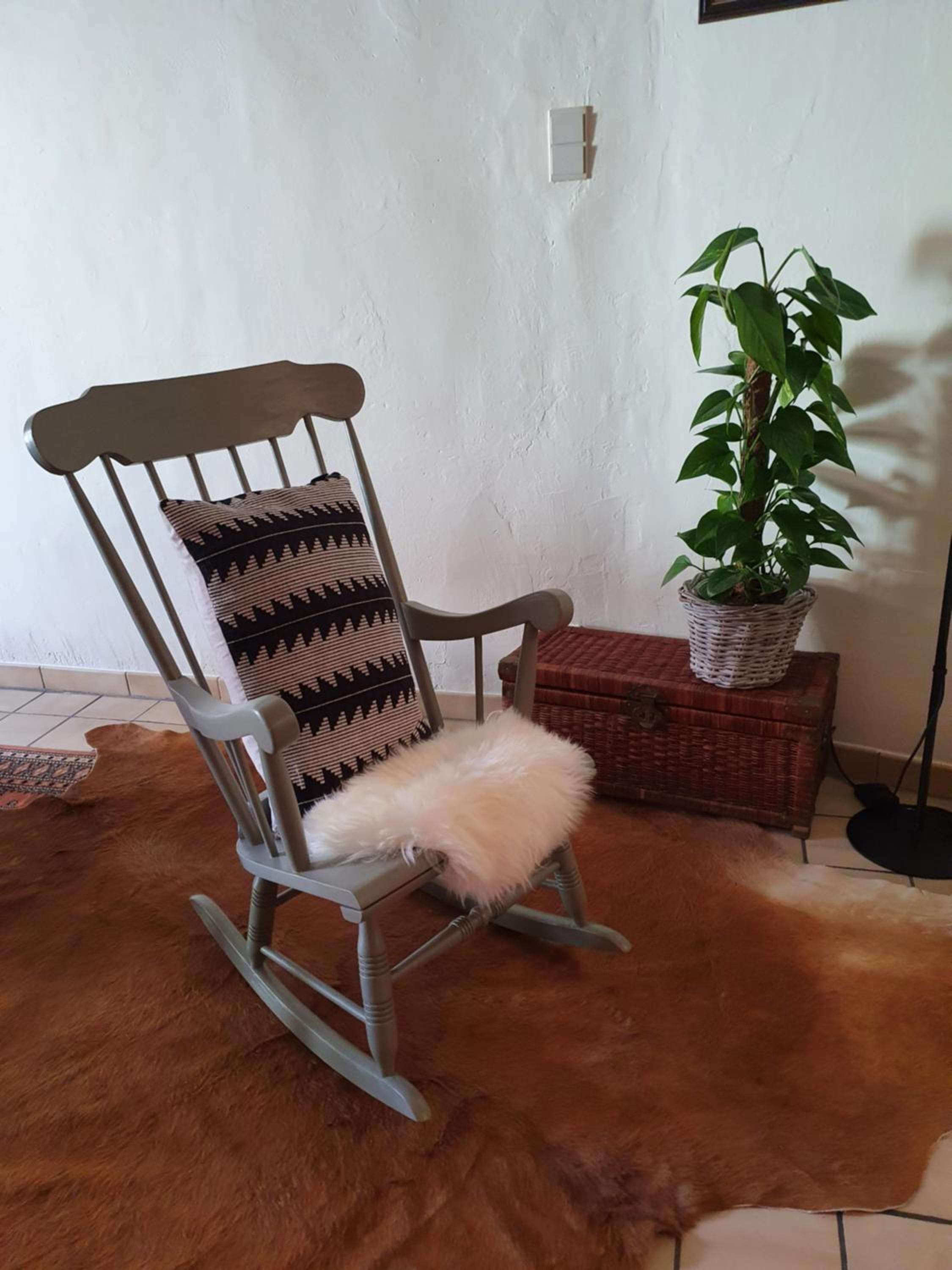 Close to centre, 3 rooms, 2 bathr & wc, free parking & wifi, spacious living area & kitchen